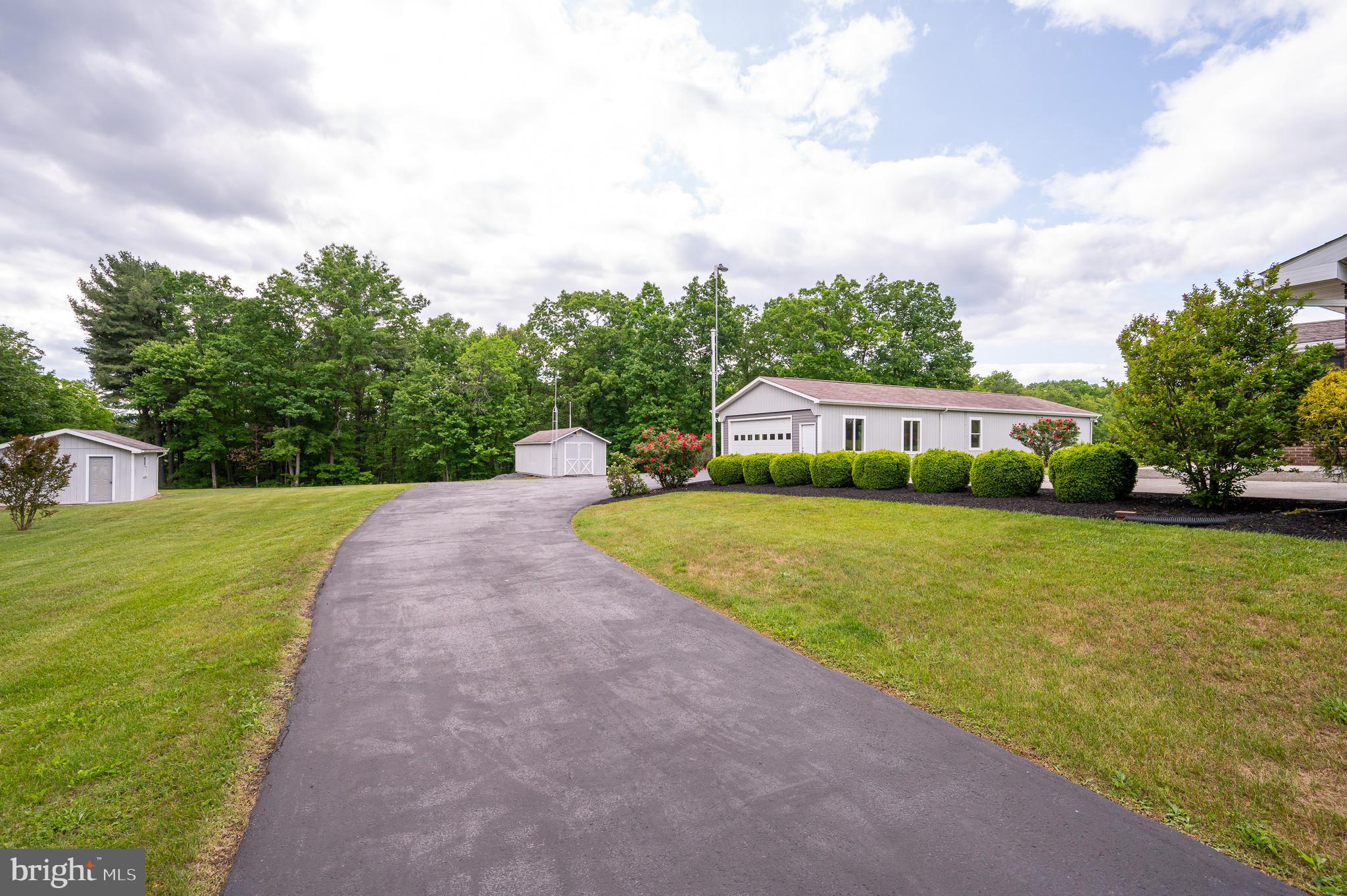 MONTEVALLO HILLS - Residential