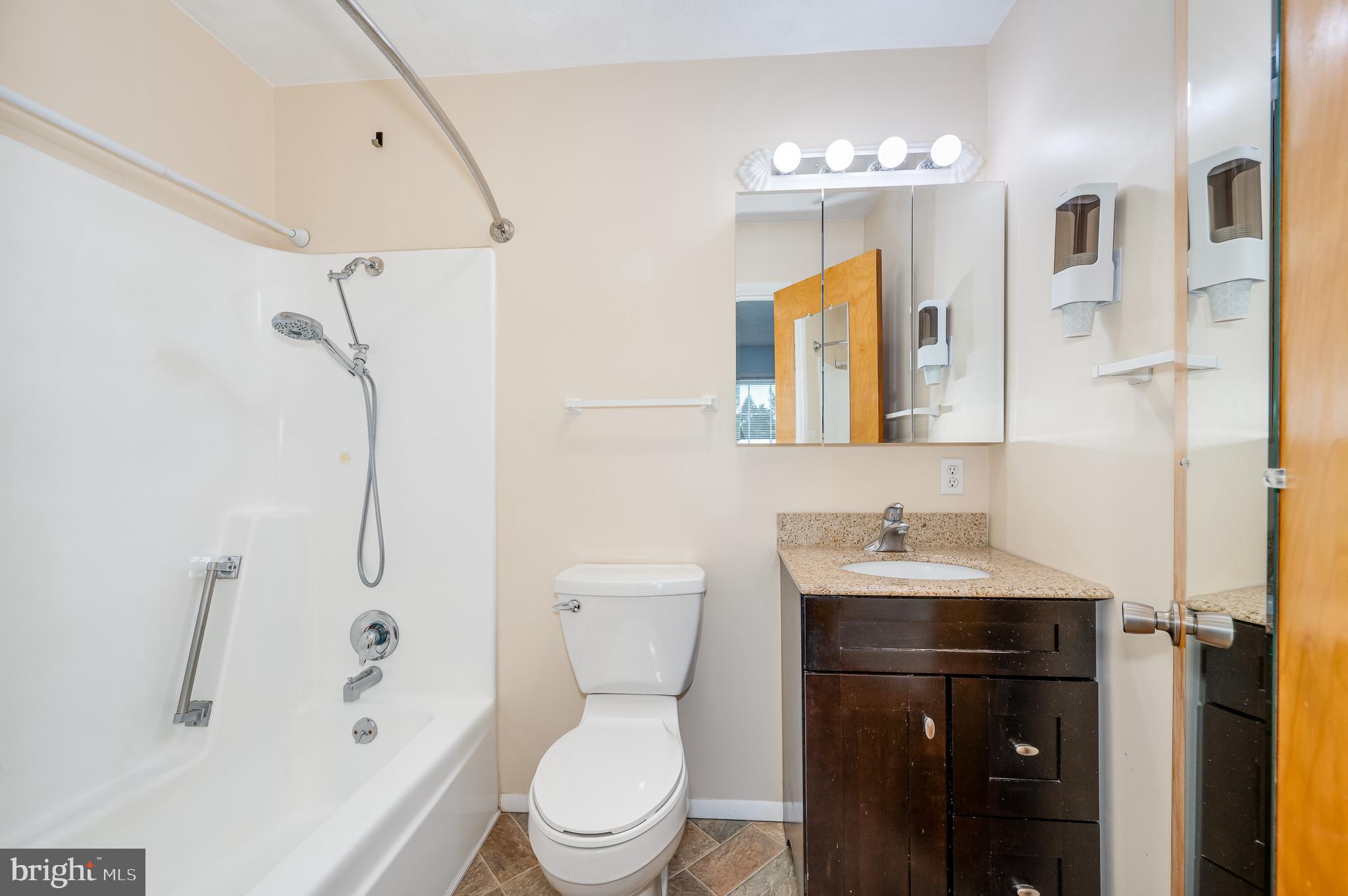 MONTEVALLO HILLS - Residential