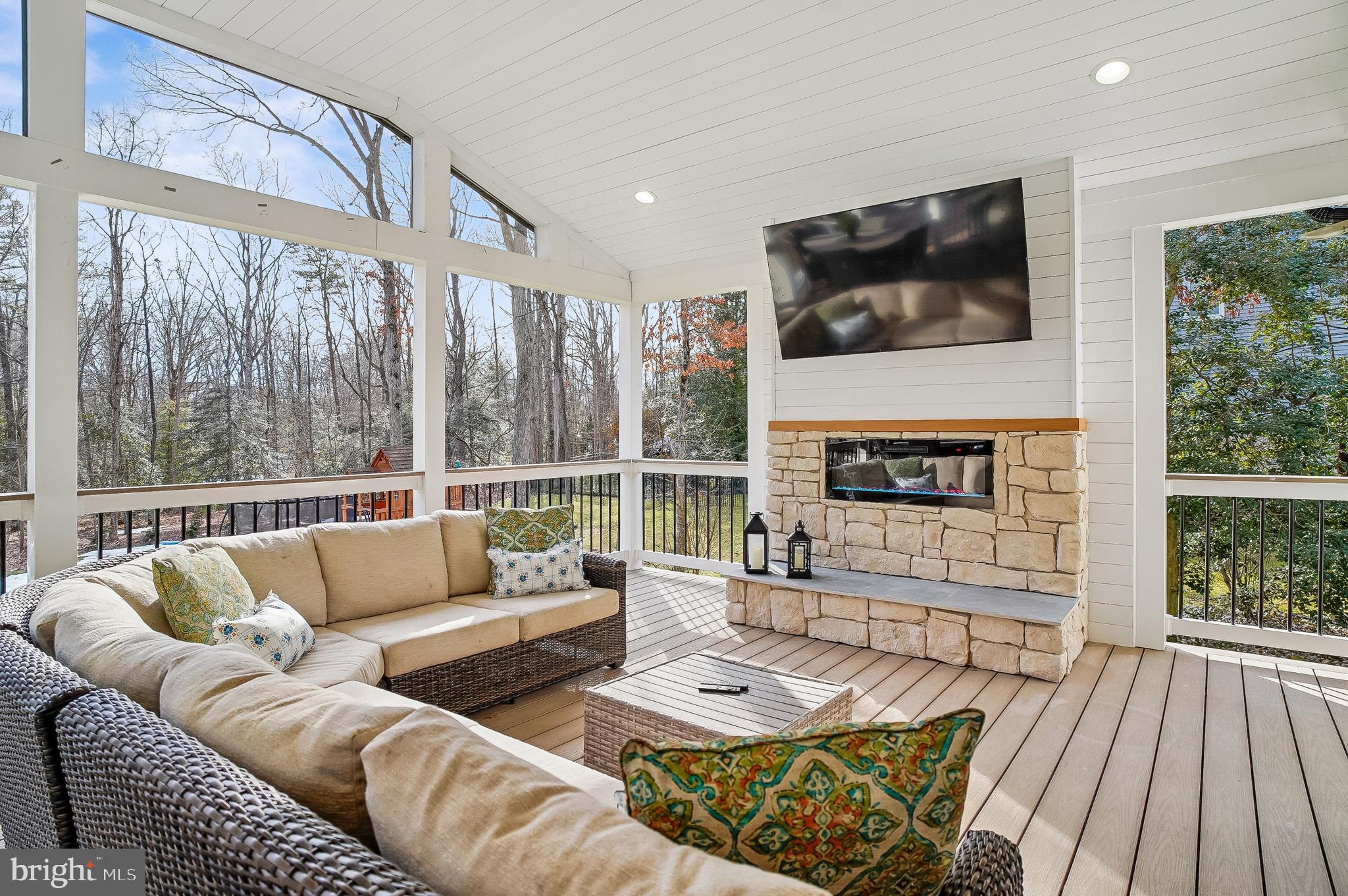 WOODBRIDGE FOREST - Residential