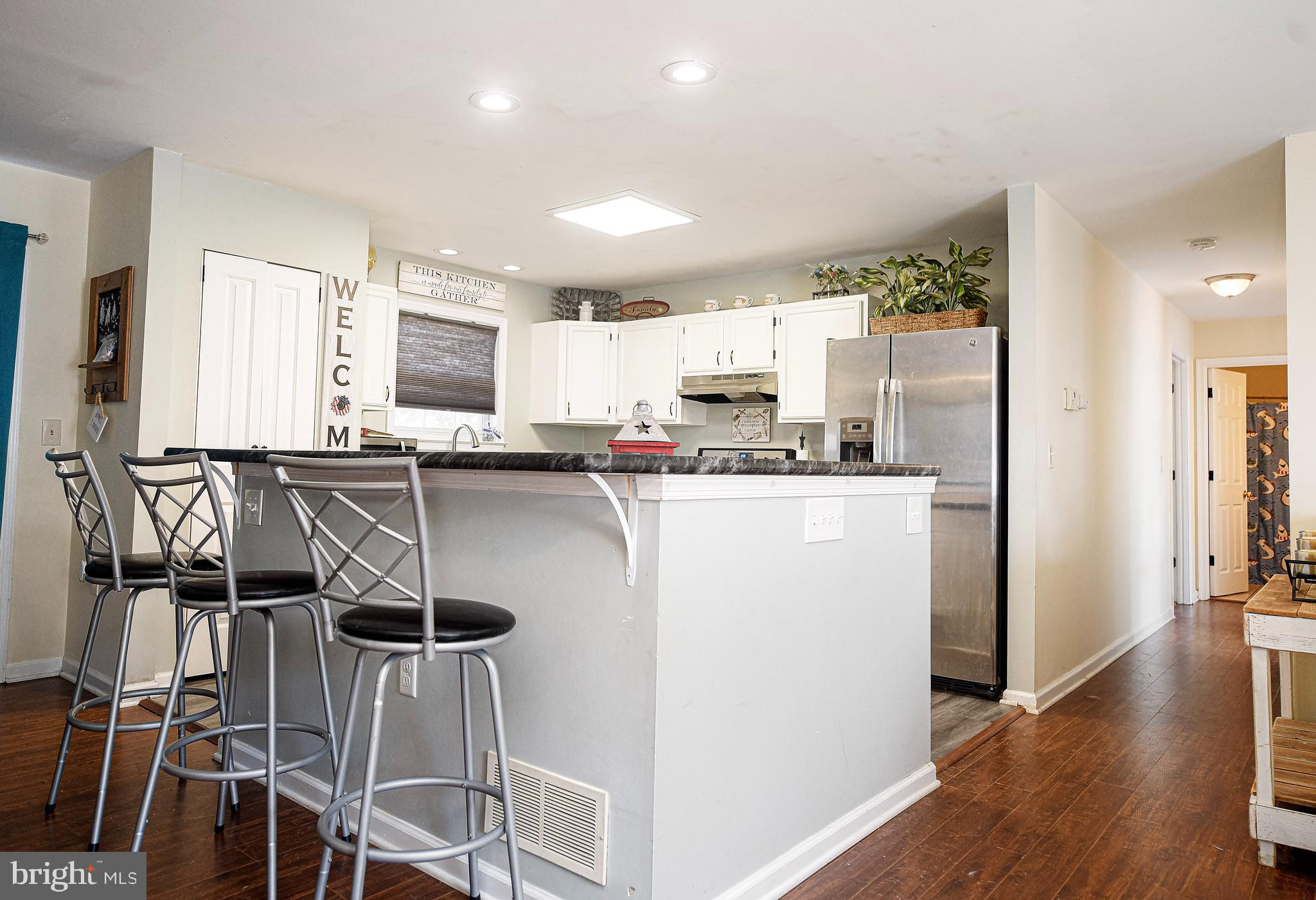 513 LIGHTHOUSE COURT