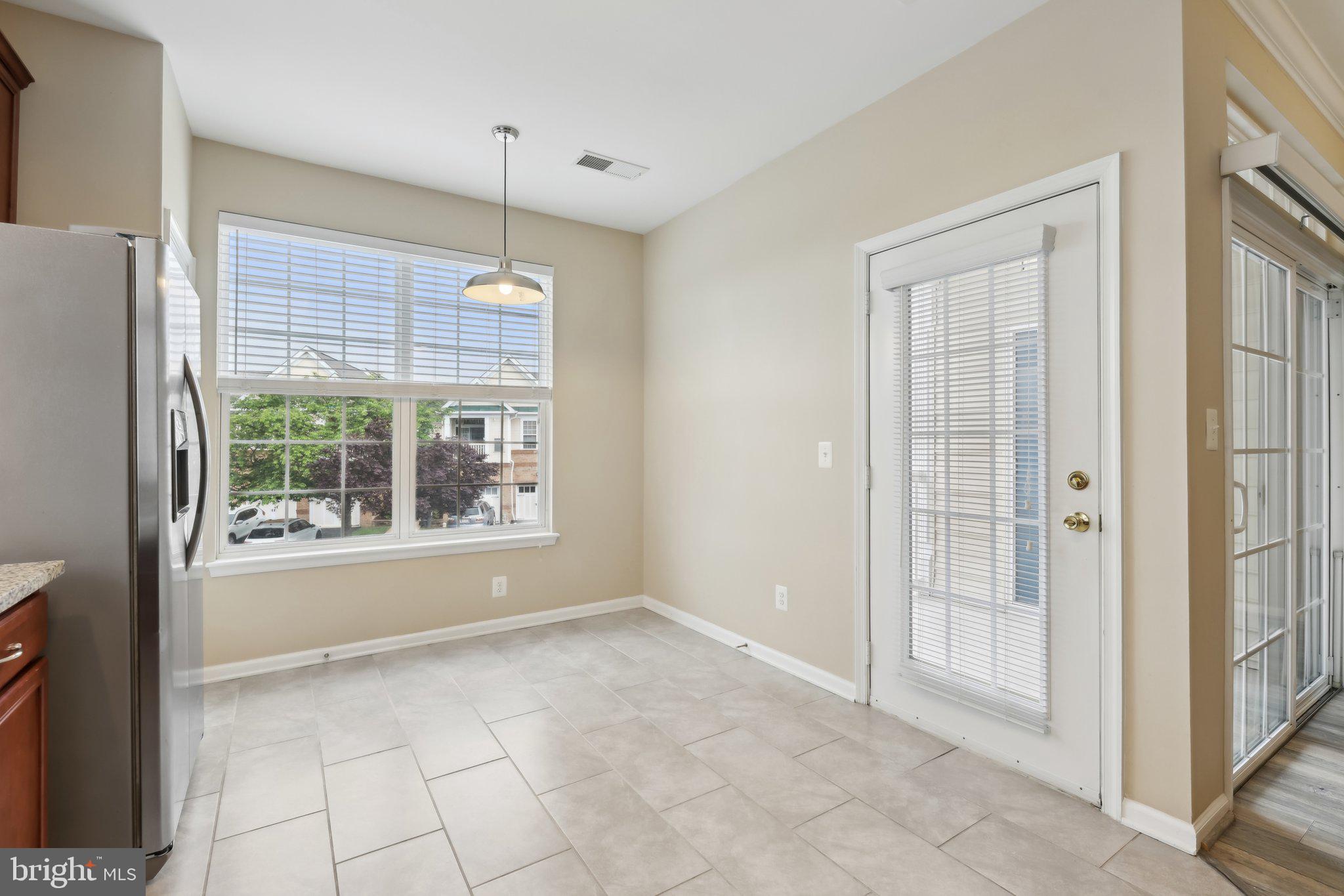 RIDGES AT BELMONT - Residential Lease