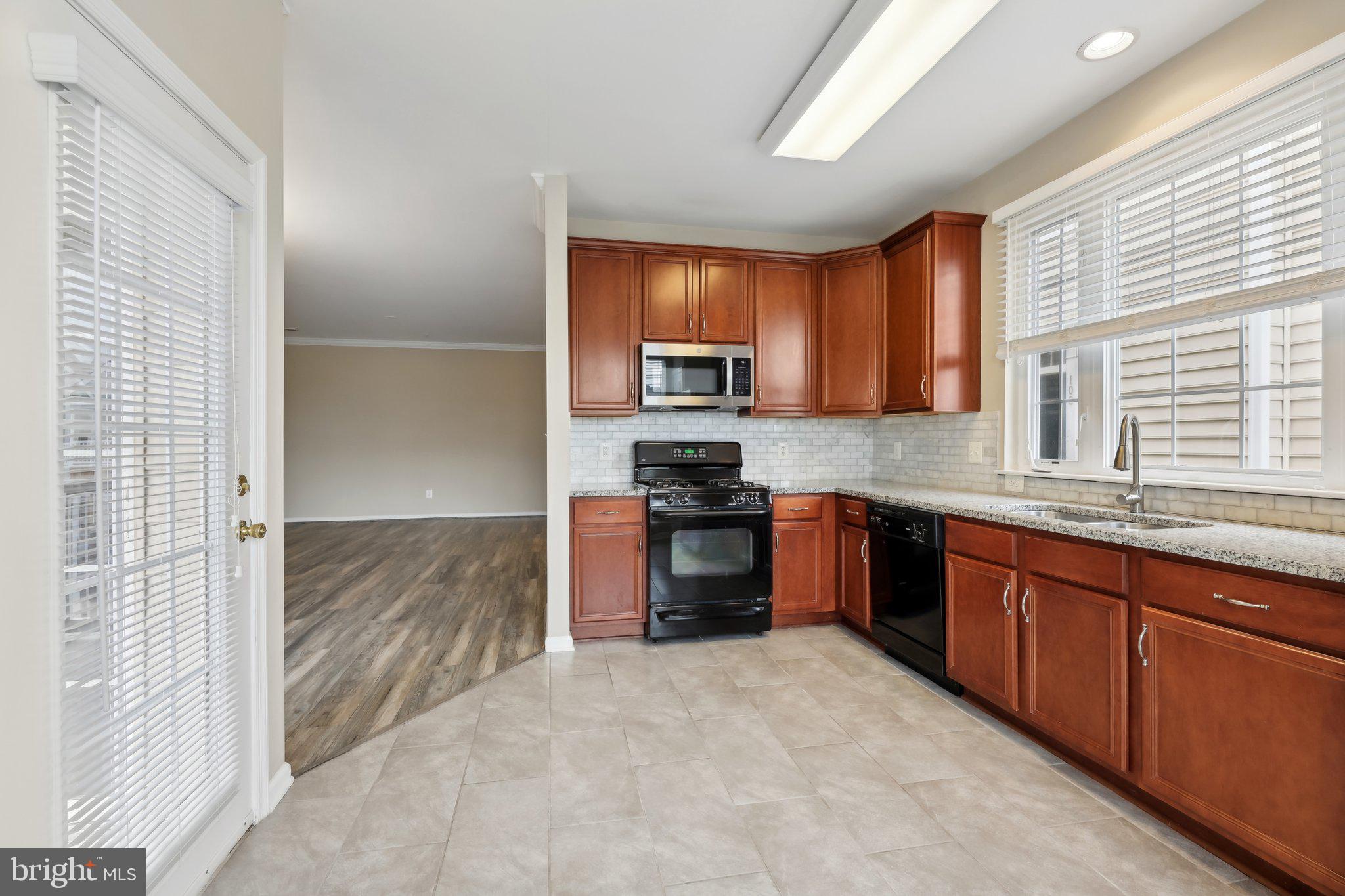 RIDGES AT BELMONT - Residential Lease