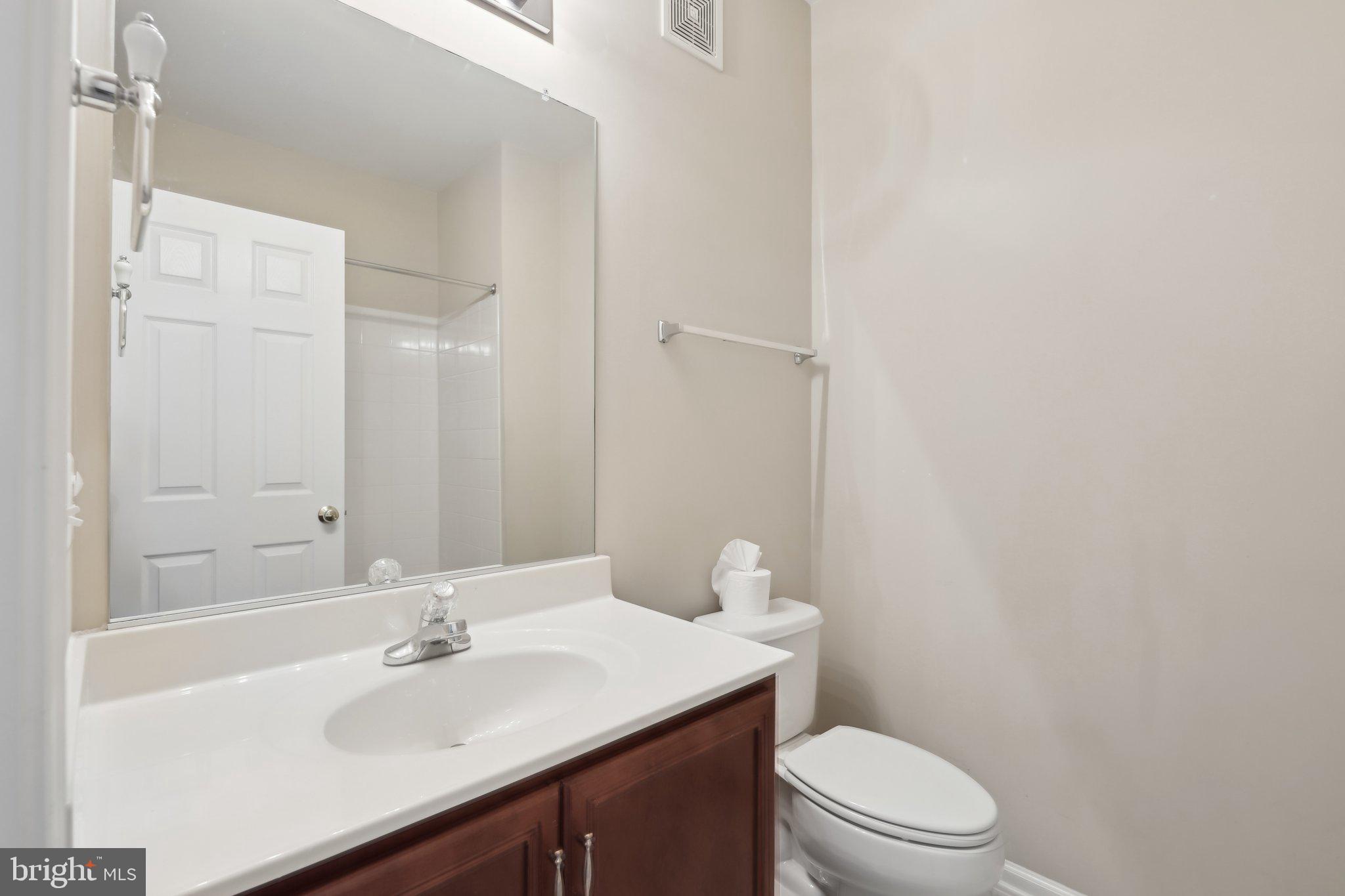 RIDGES AT BELMONT - Residential Lease