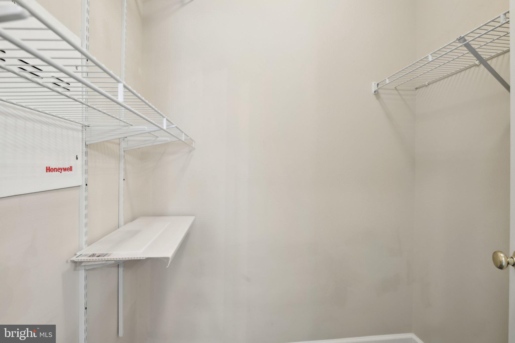 RIDGES AT BELMONT - Residential Lease