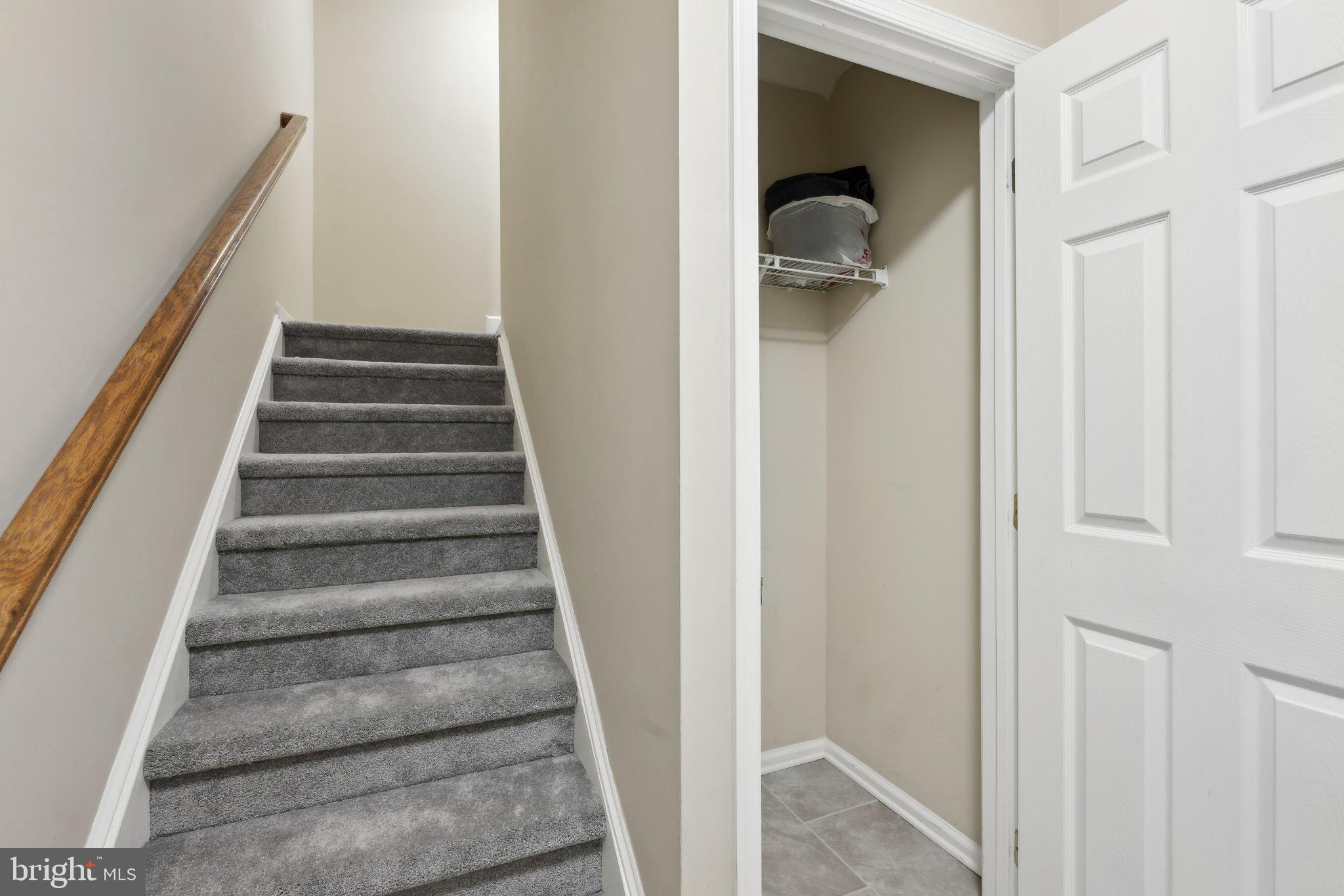 RIDGES AT BELMONT - Residential Lease