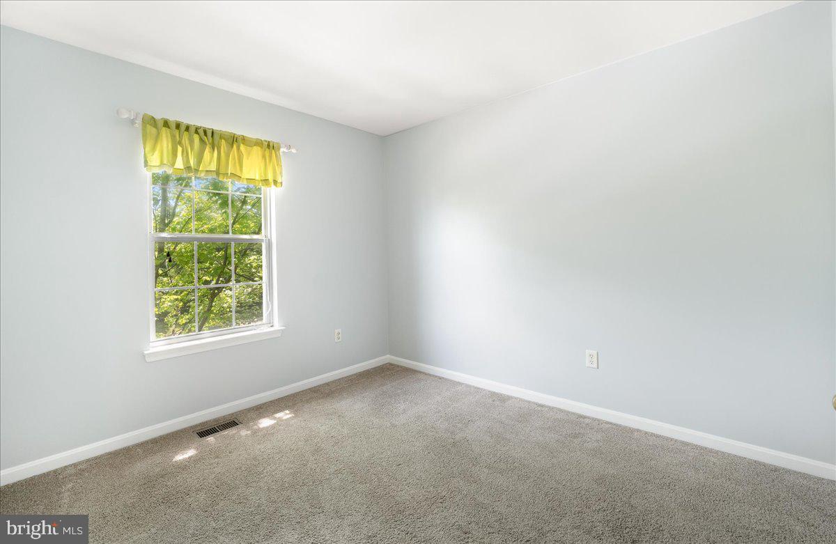 TWIN ARCH CROSSING - Residential