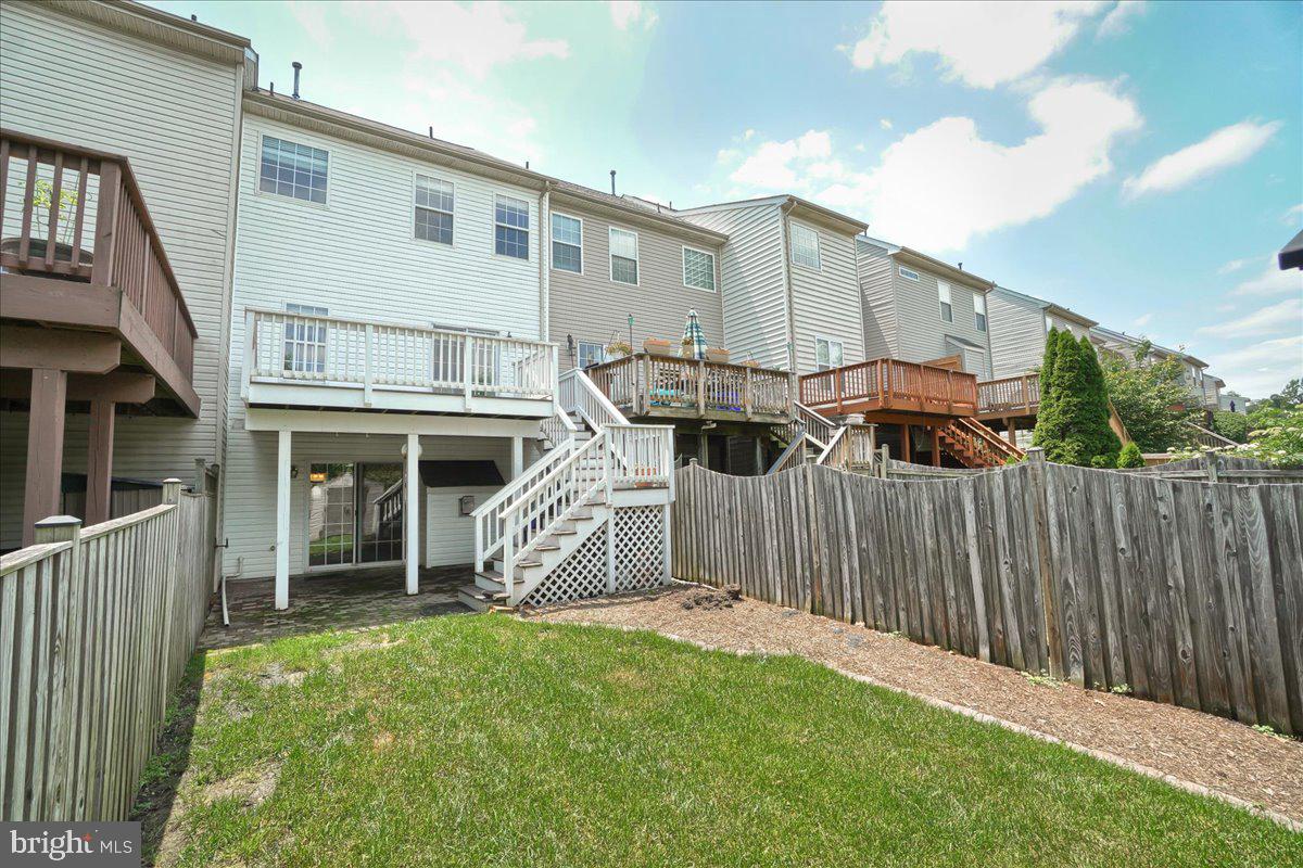 TWIN ARCH CROSSING - Residential