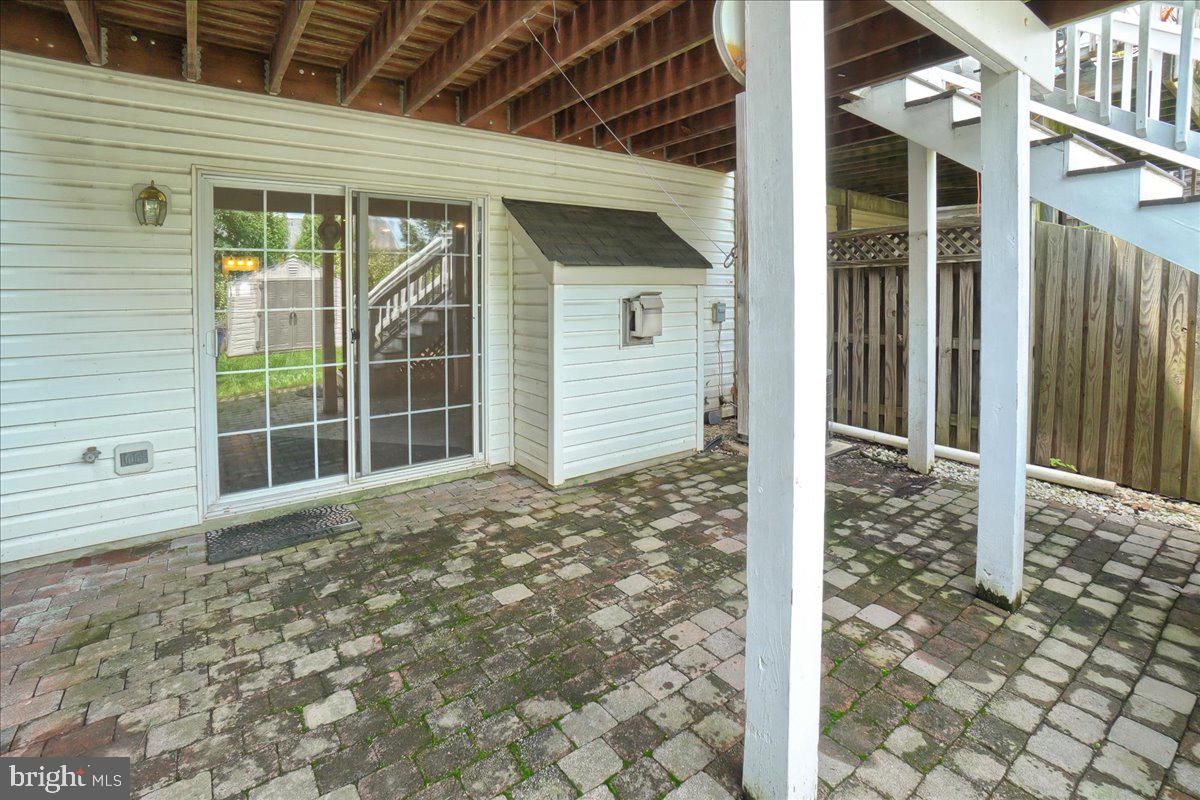 TWIN ARCH CROSSING - Residential