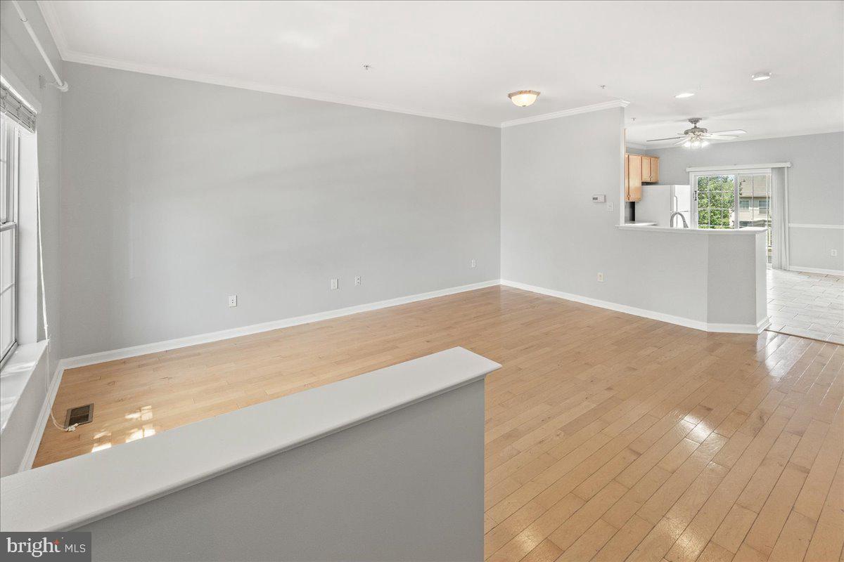 TWIN ARCH CROSSING - Residential