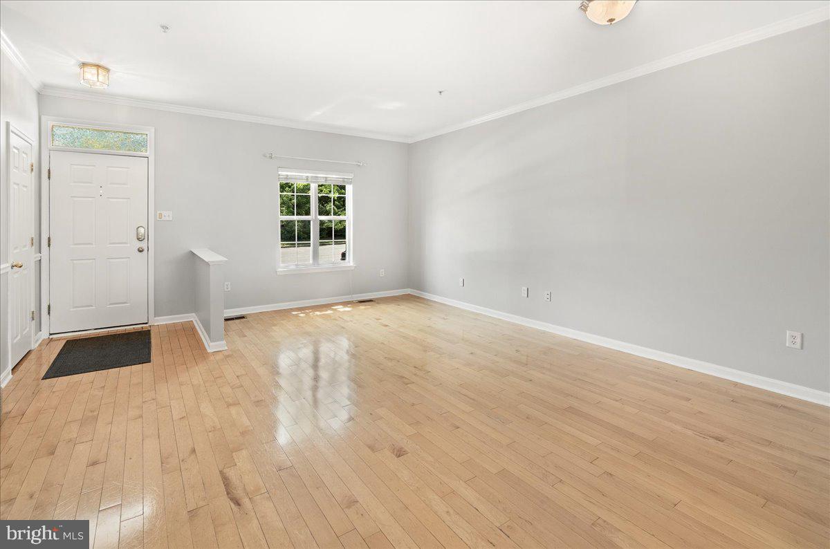 TWIN ARCH CROSSING - Residential