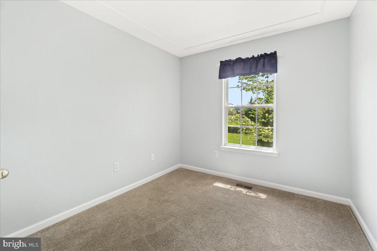 TWIN ARCH CROSSING - Residential