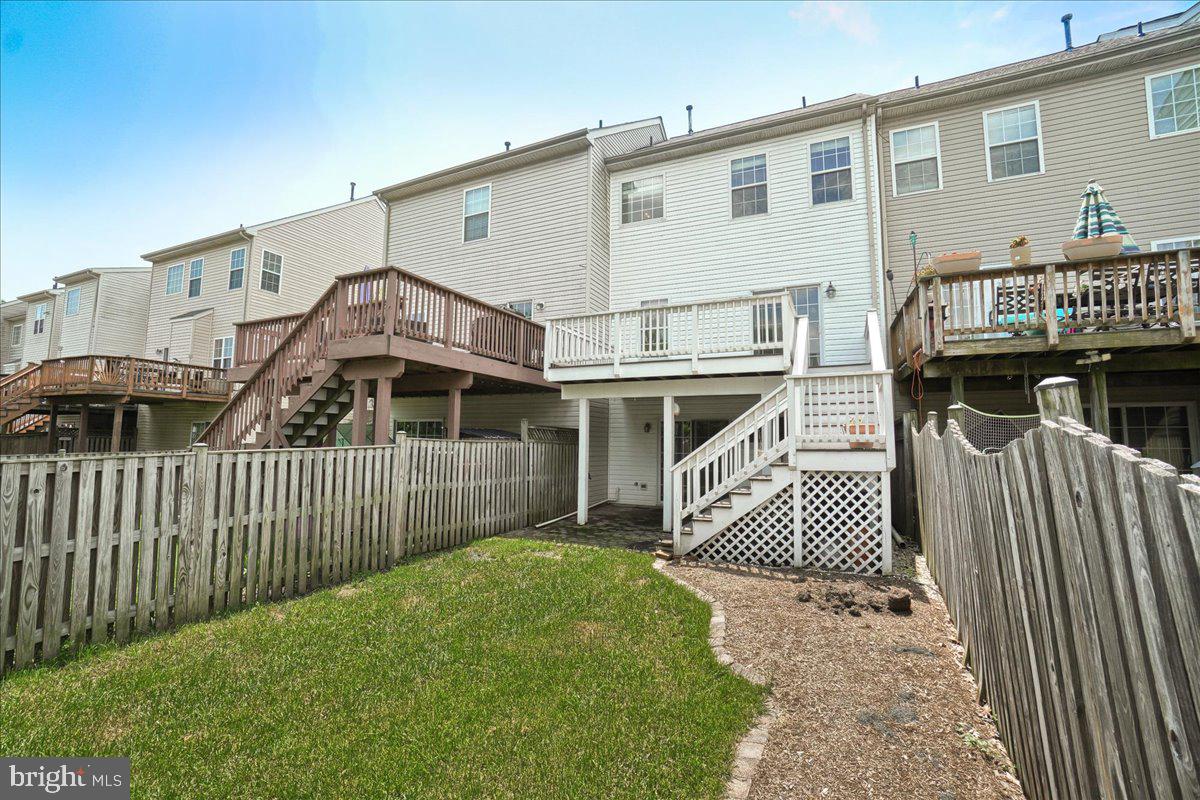 TWIN ARCH CROSSING - Residential