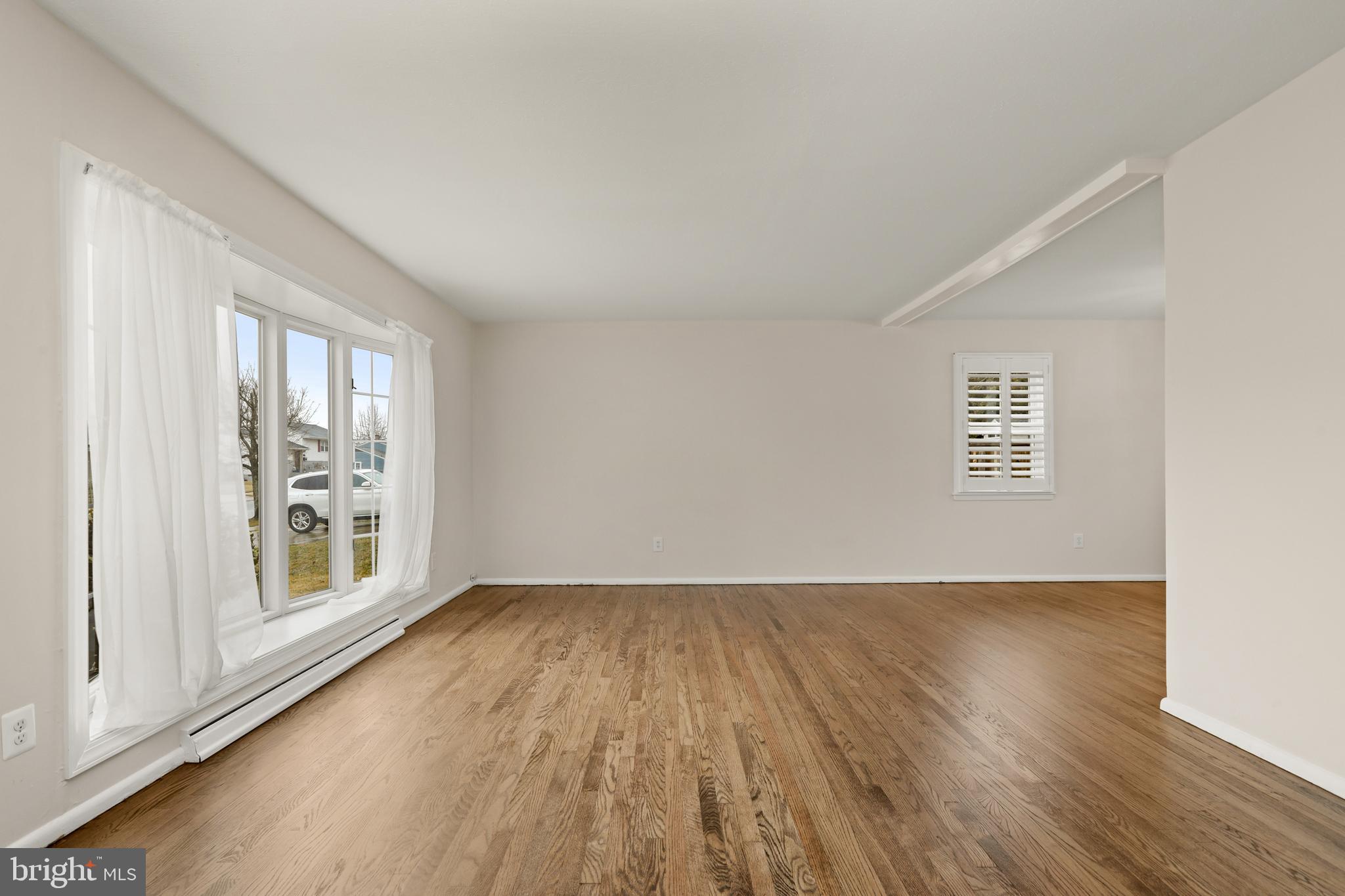 ORCHARD HILLS - Residential