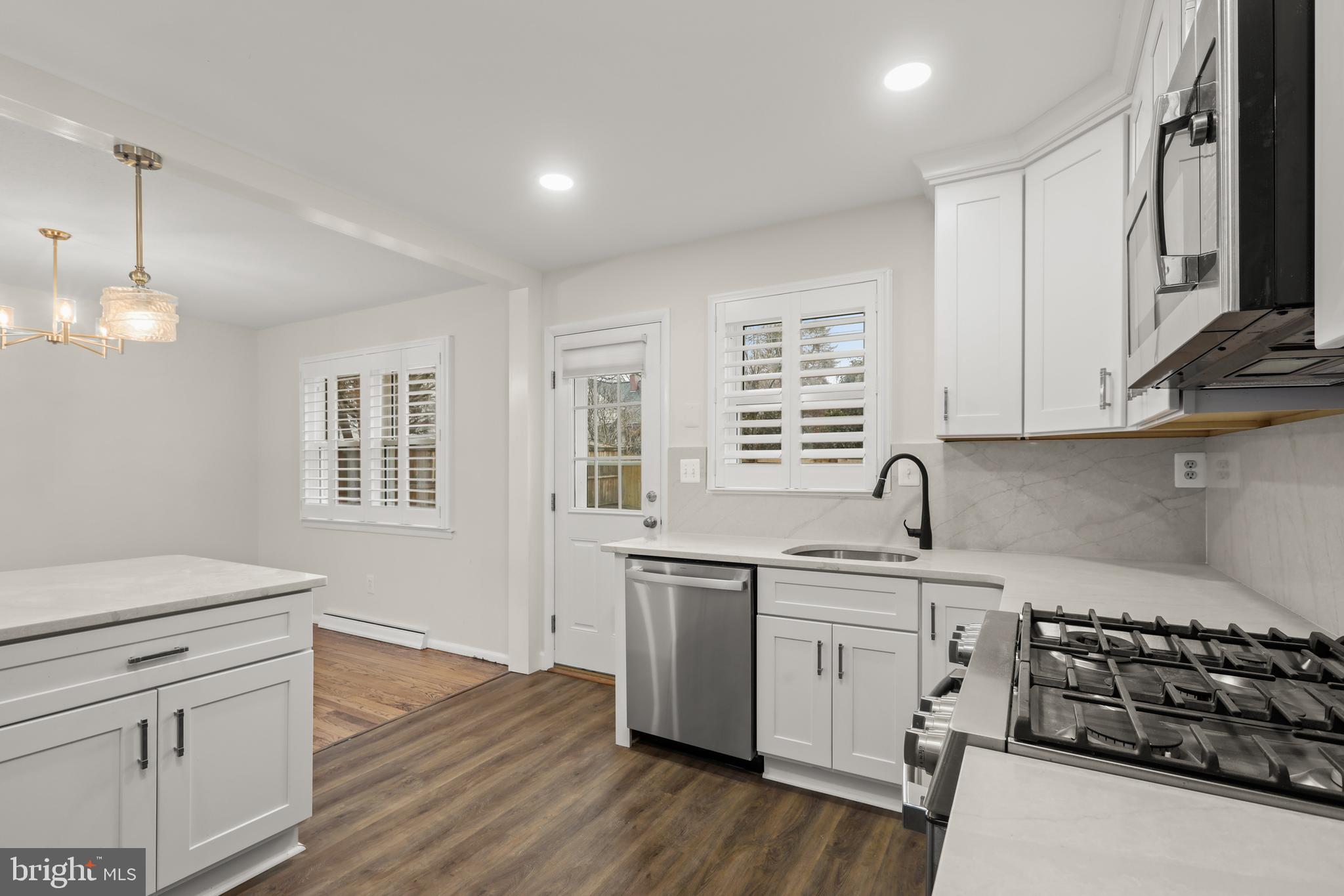 ORCHARD HILLS - Residential