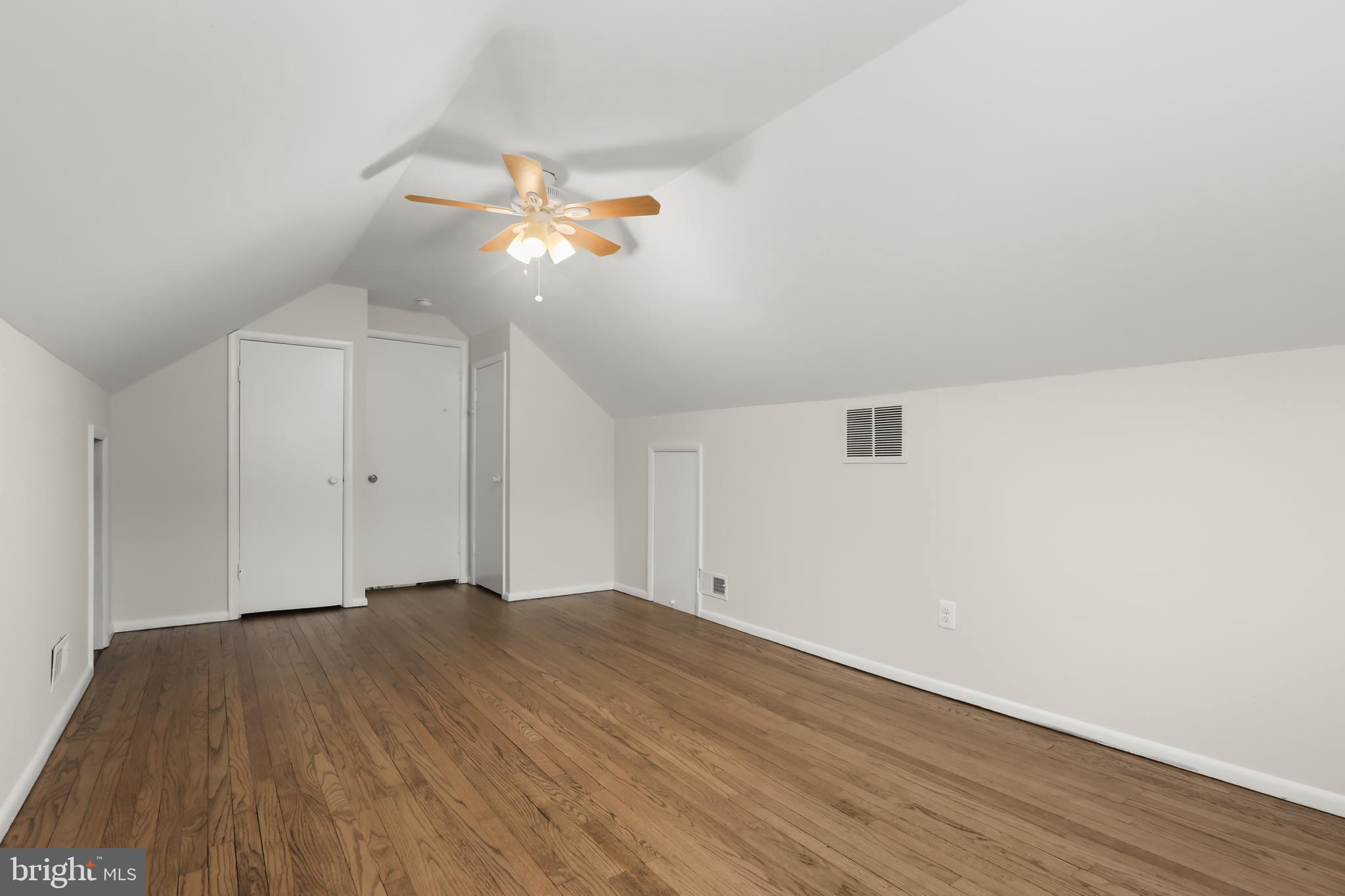 ORCHARD HILLS - Residential