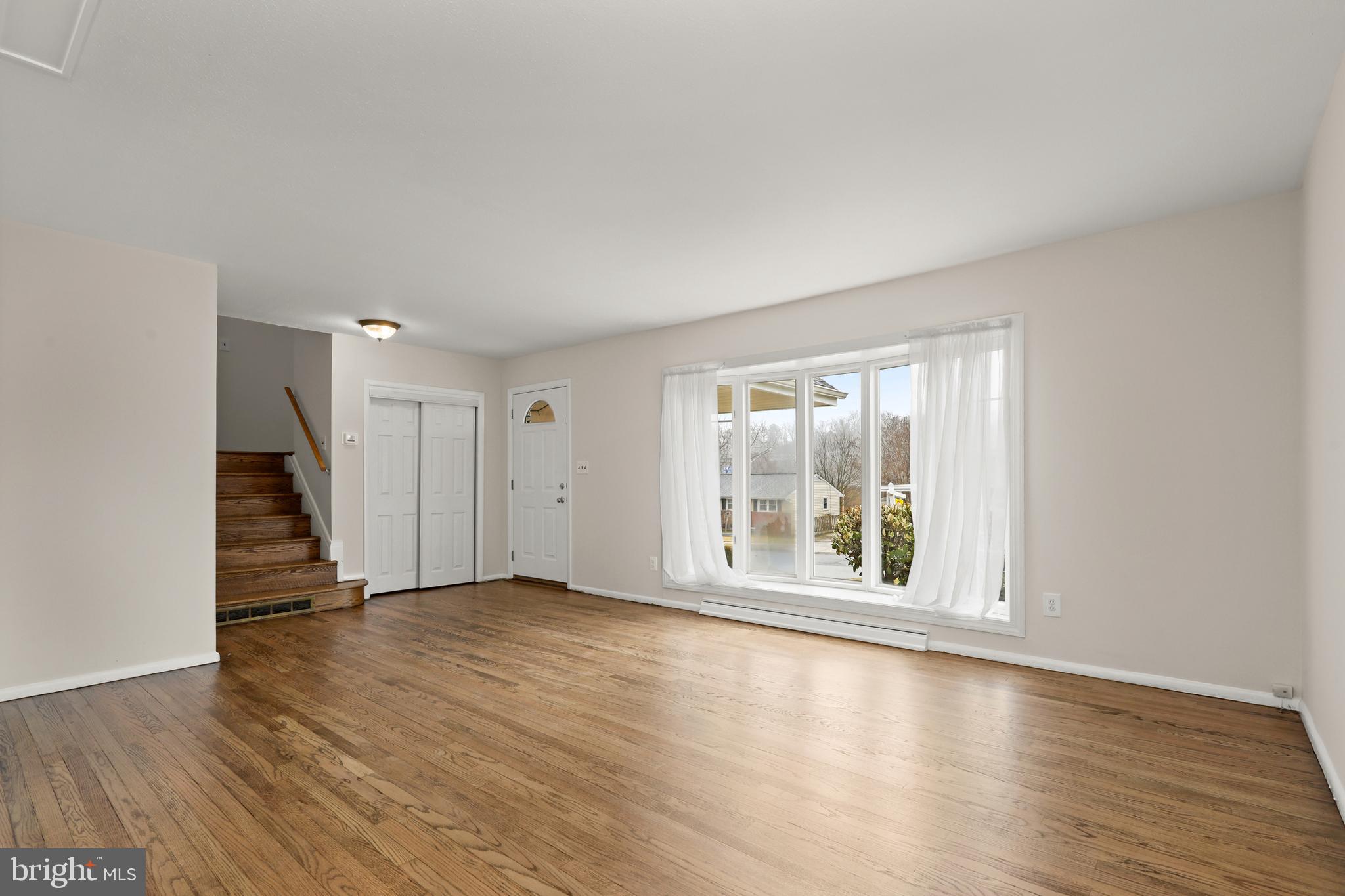 ORCHARD HILLS - Residential