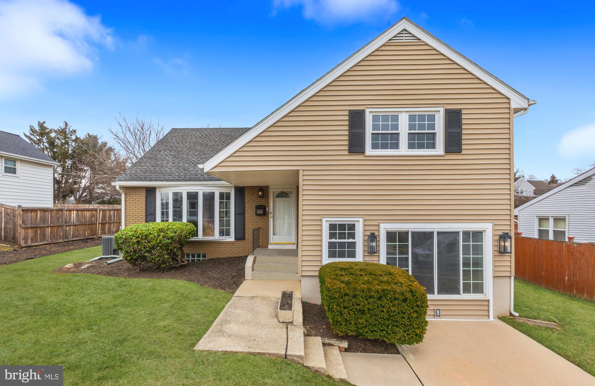 ORCHARD HILLS - Residential