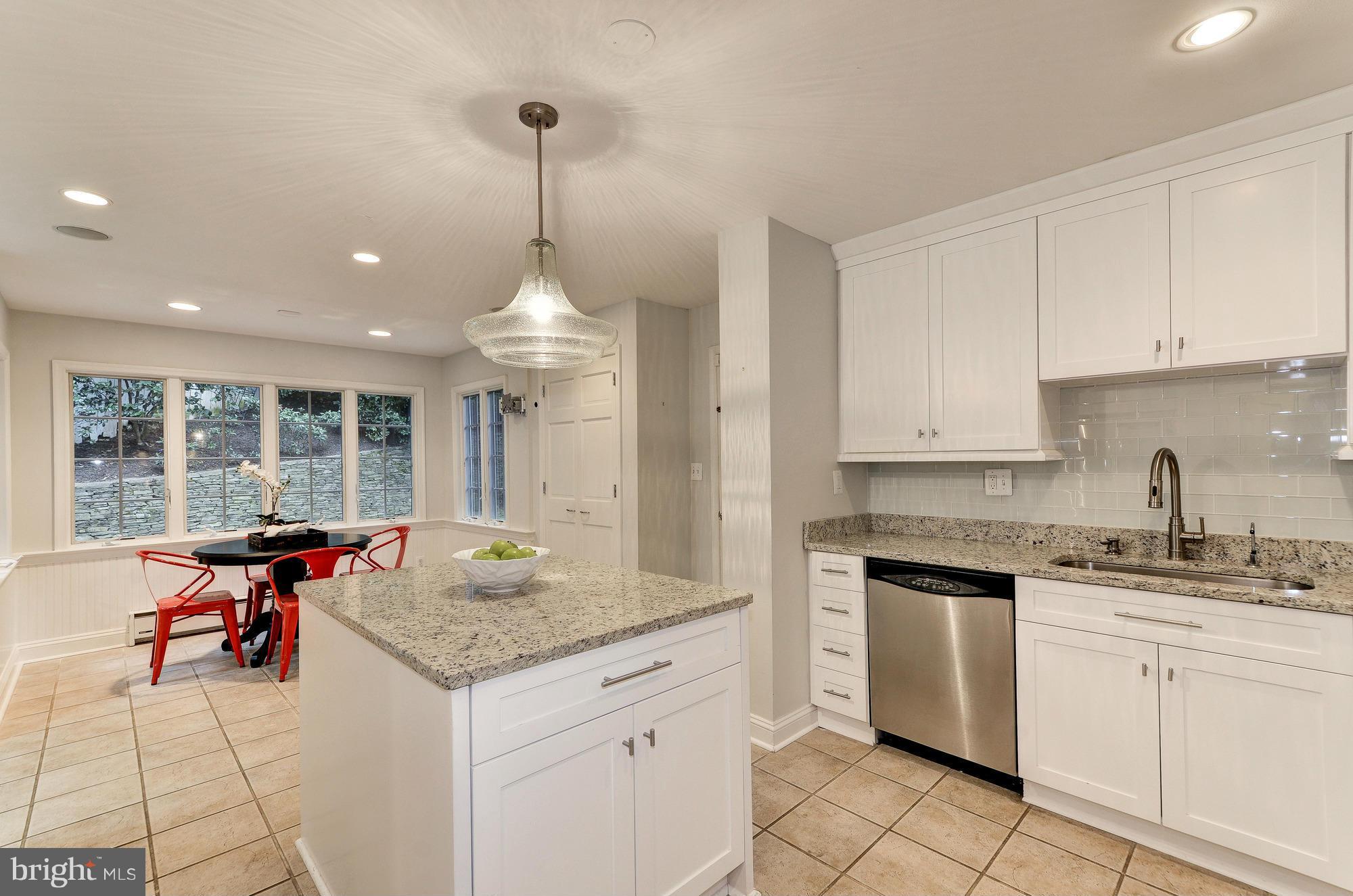 ROLLINGWOOD - Residential