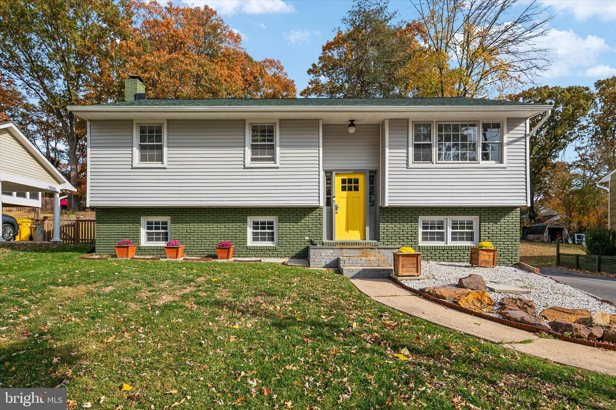 WEST RIVERDALE - Residential