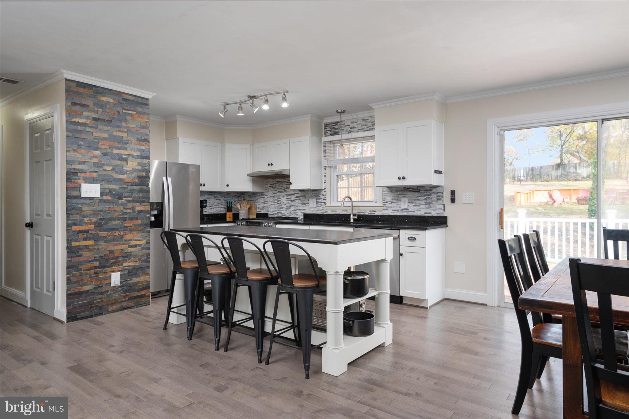 WEST RIVERDALE - Residential