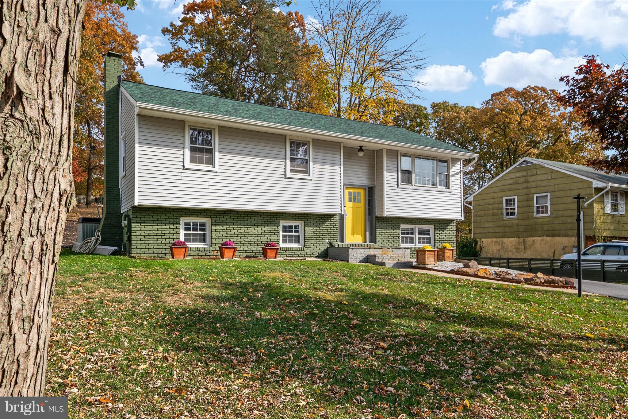 WEST RIVERDALE - Residential