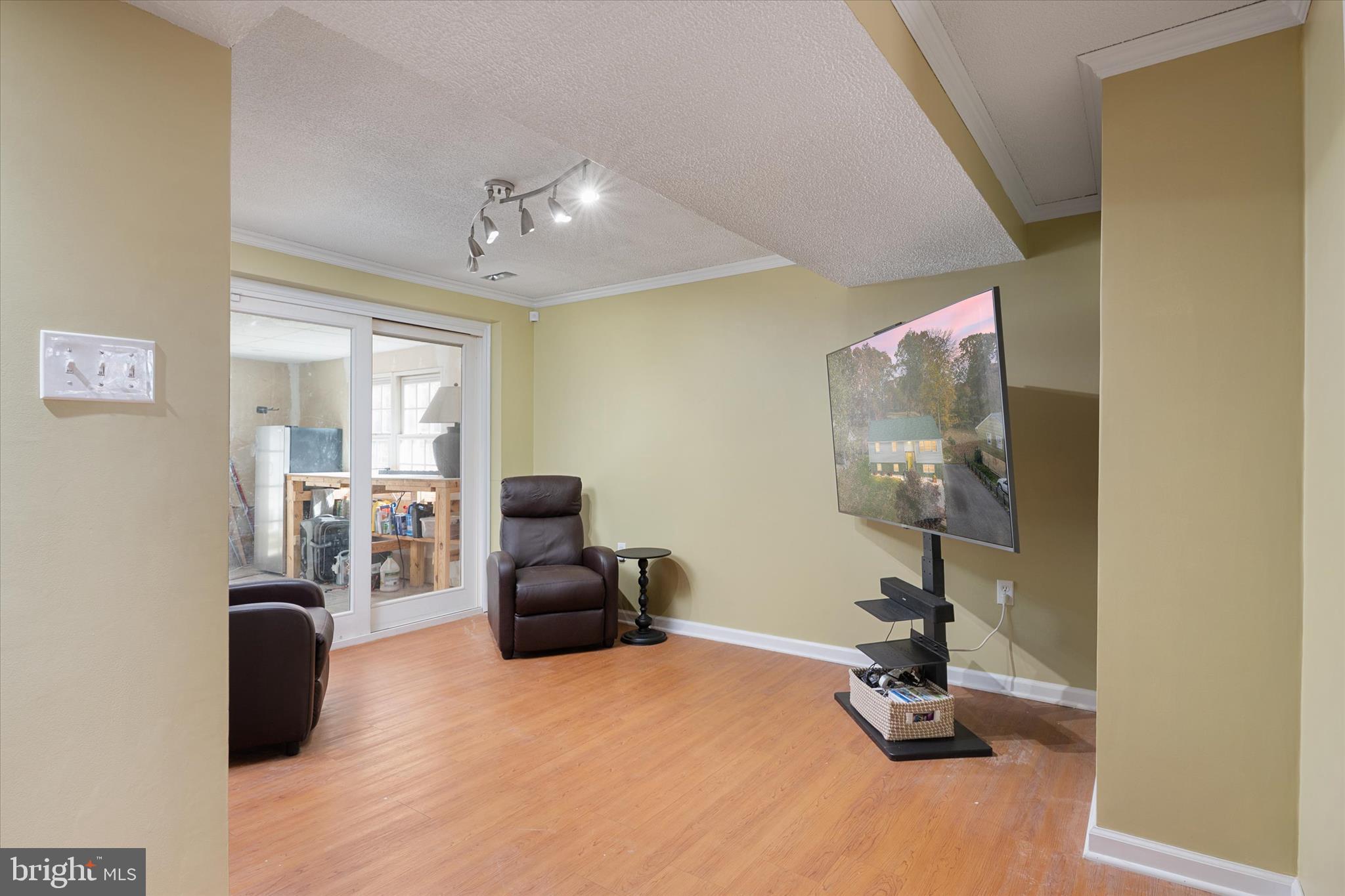 WEST RIVERDALE - Residential