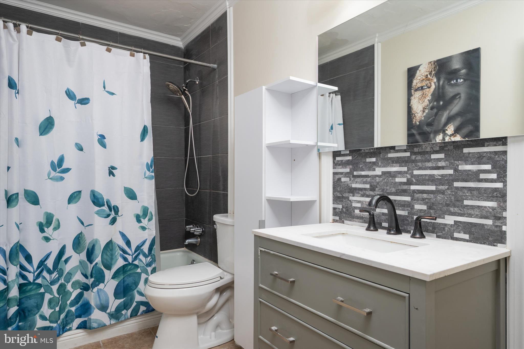 WEST RIVERDALE - Residential