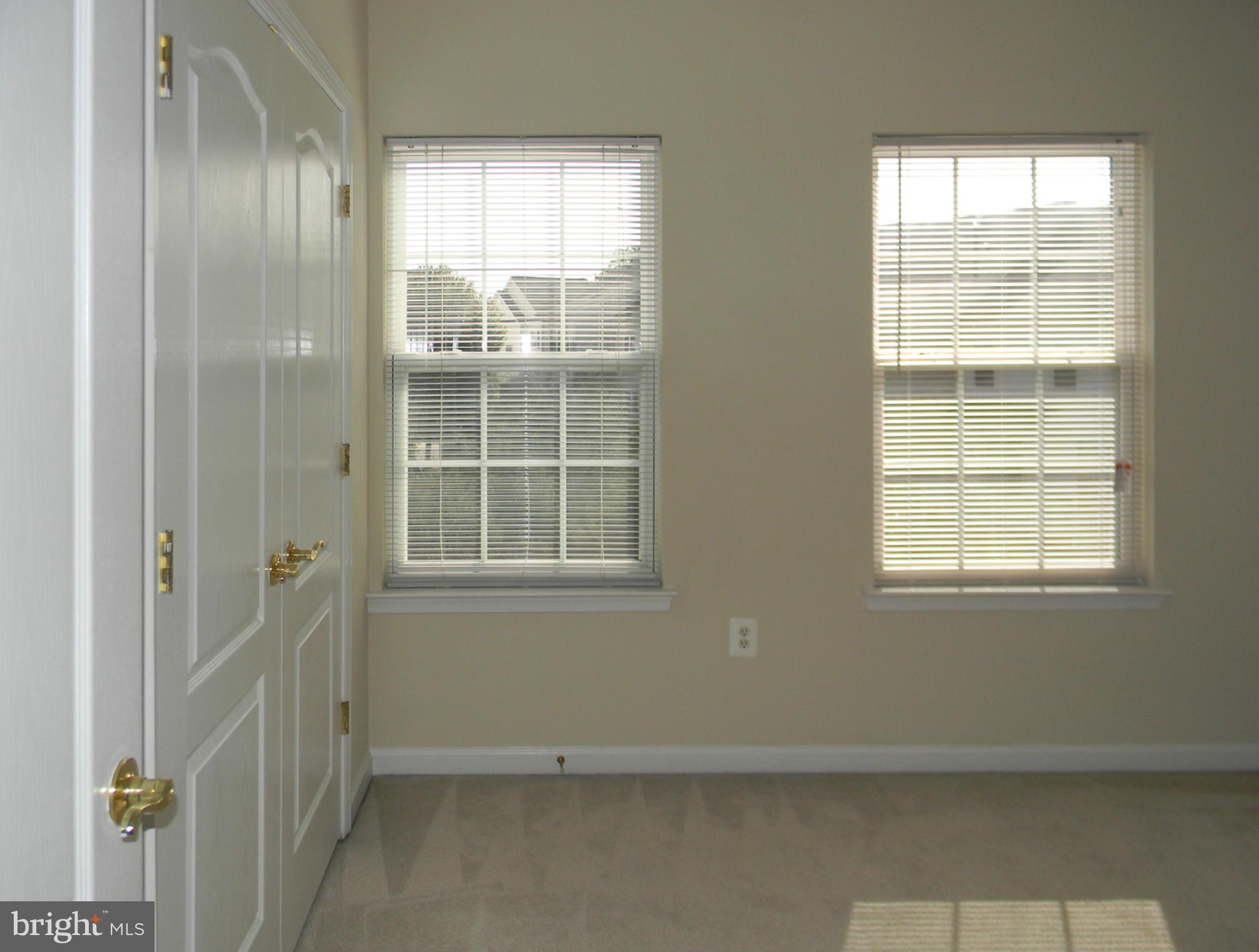 BUCKLEYS RESERVE - Residential Lease