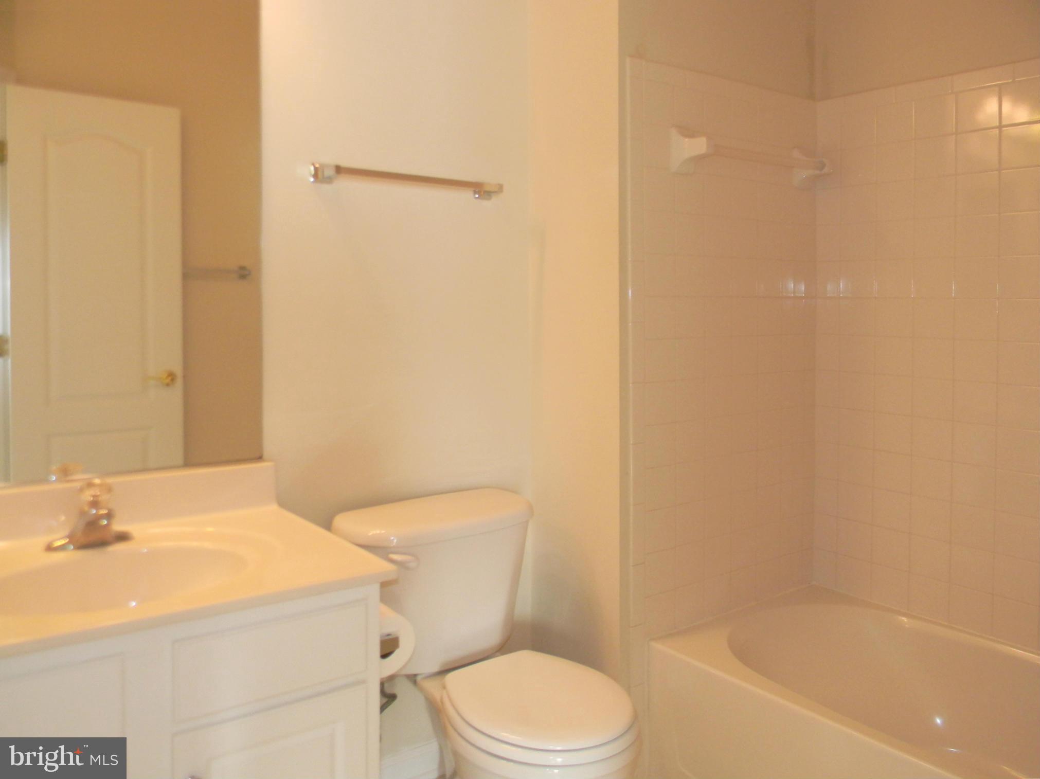 BUCKLEYS RESERVE - Residential Lease