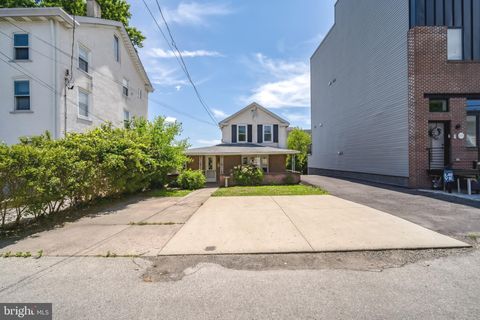 Homes For Rent - 239 Lemonte Street<br/> PHILADELPHIA, PA 19128