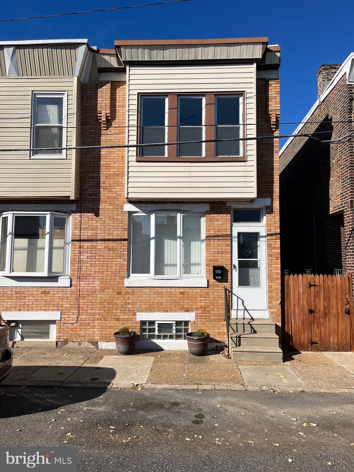 Great opportunity to own a home that is less expensive then renting! Nice size 3 bedroom, updated full bath, hardwood floors, eat in kitchen, and a great courtyard in the rear. New roof too! Close to Transportation, Shopping, and Center city. Don't miss this great Buy!!