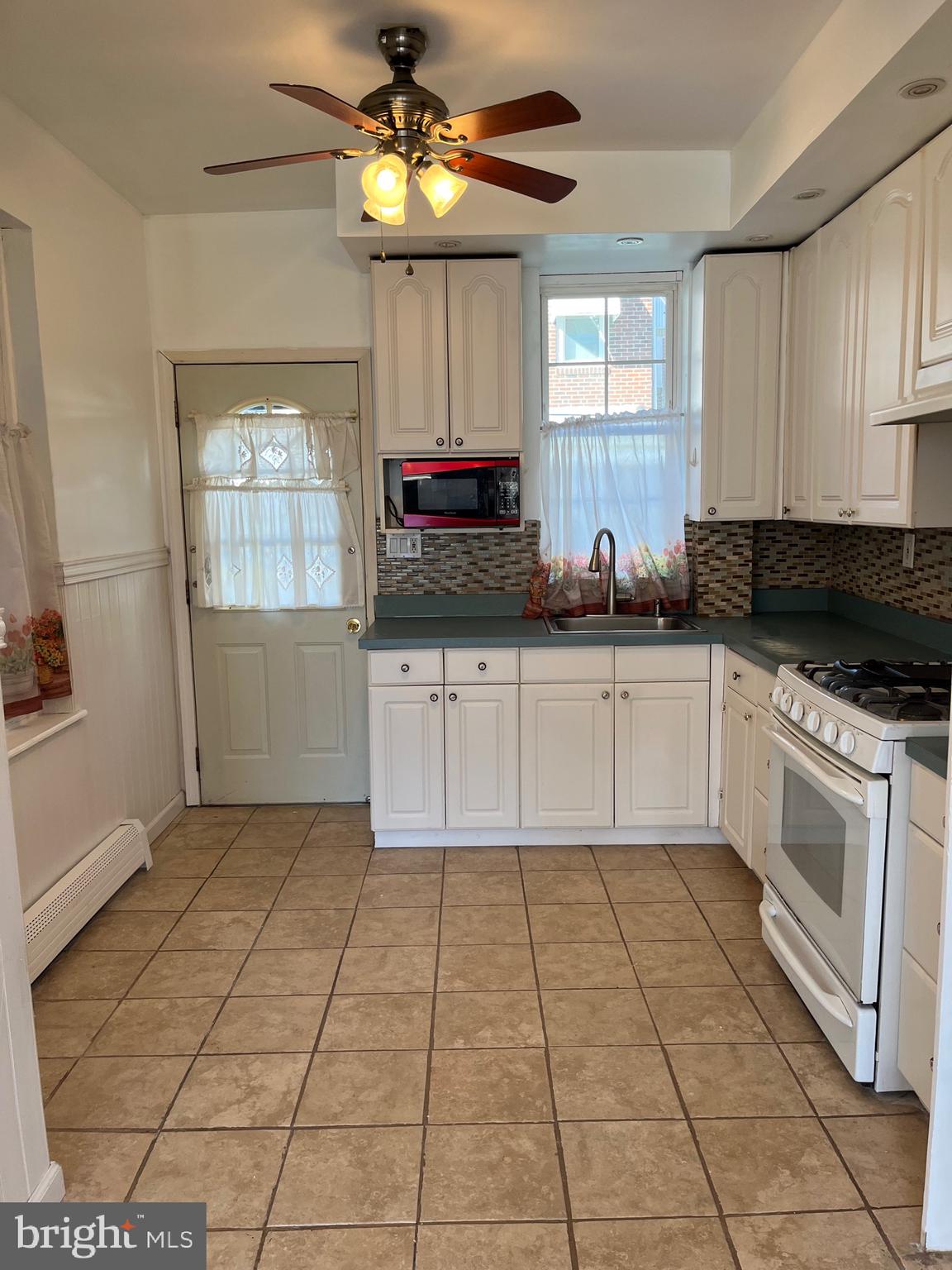 PORT RICHMOND - Residential