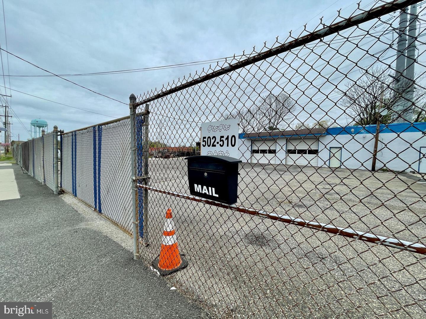 502-510 NEW BROADWAY