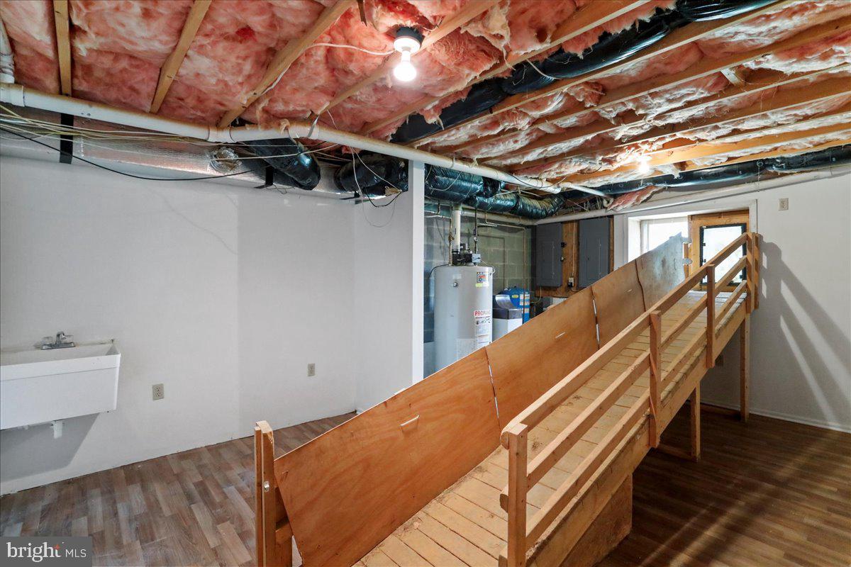 STONE BROOK - Residential