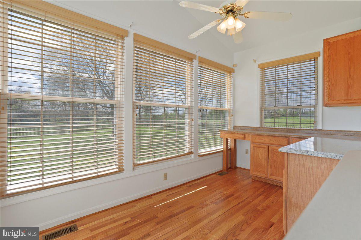 STONE BROOK - Residential