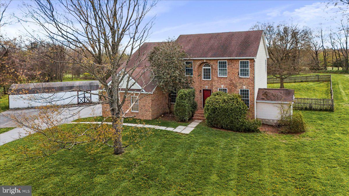 STONE BROOK - Residential