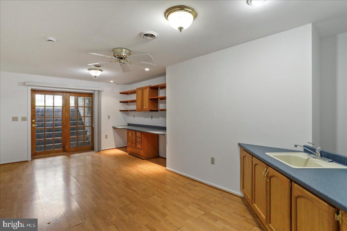 STONE BROOK - Residential