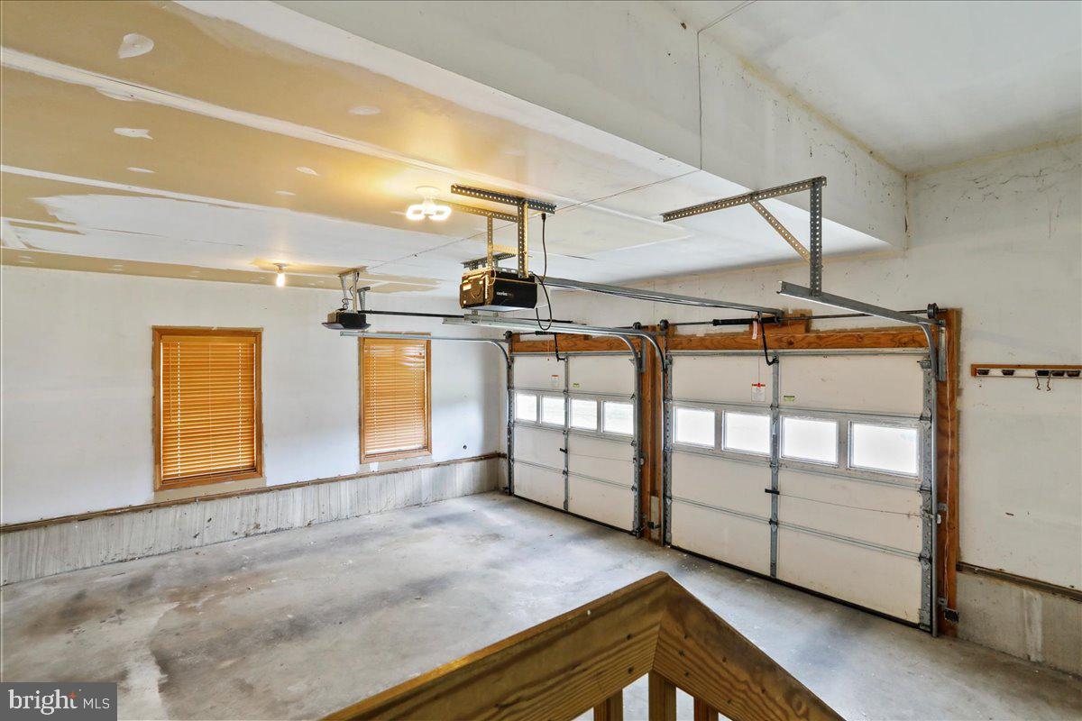 STONE BROOK - Residential