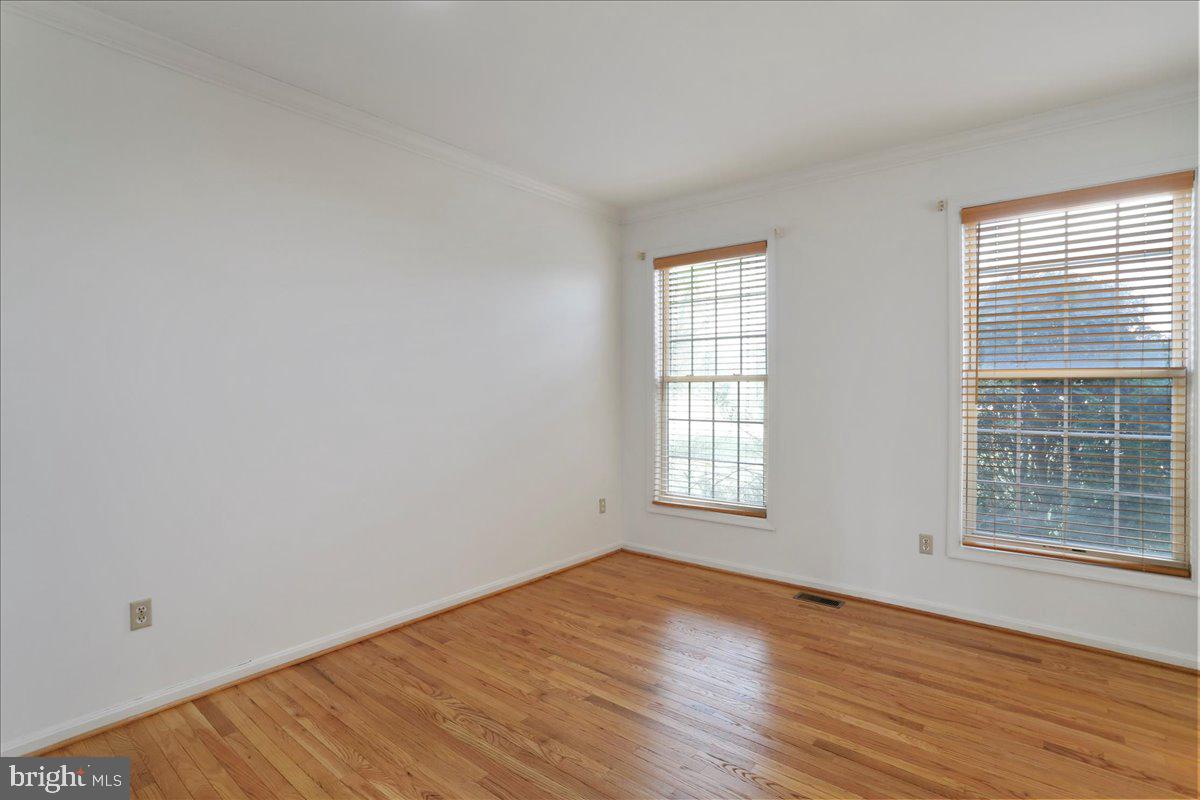 STONE BROOK - Residential