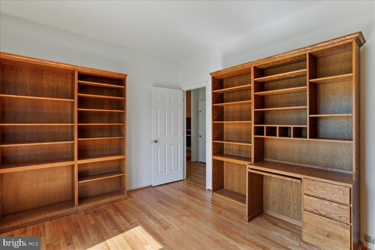 STONE BROOK - Residential