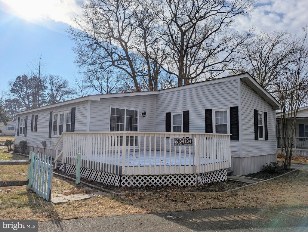 Photo of 34134 Indian Cabin Creek Road, MILLSBORO, DE 19966 (MLS # DESU2102786)