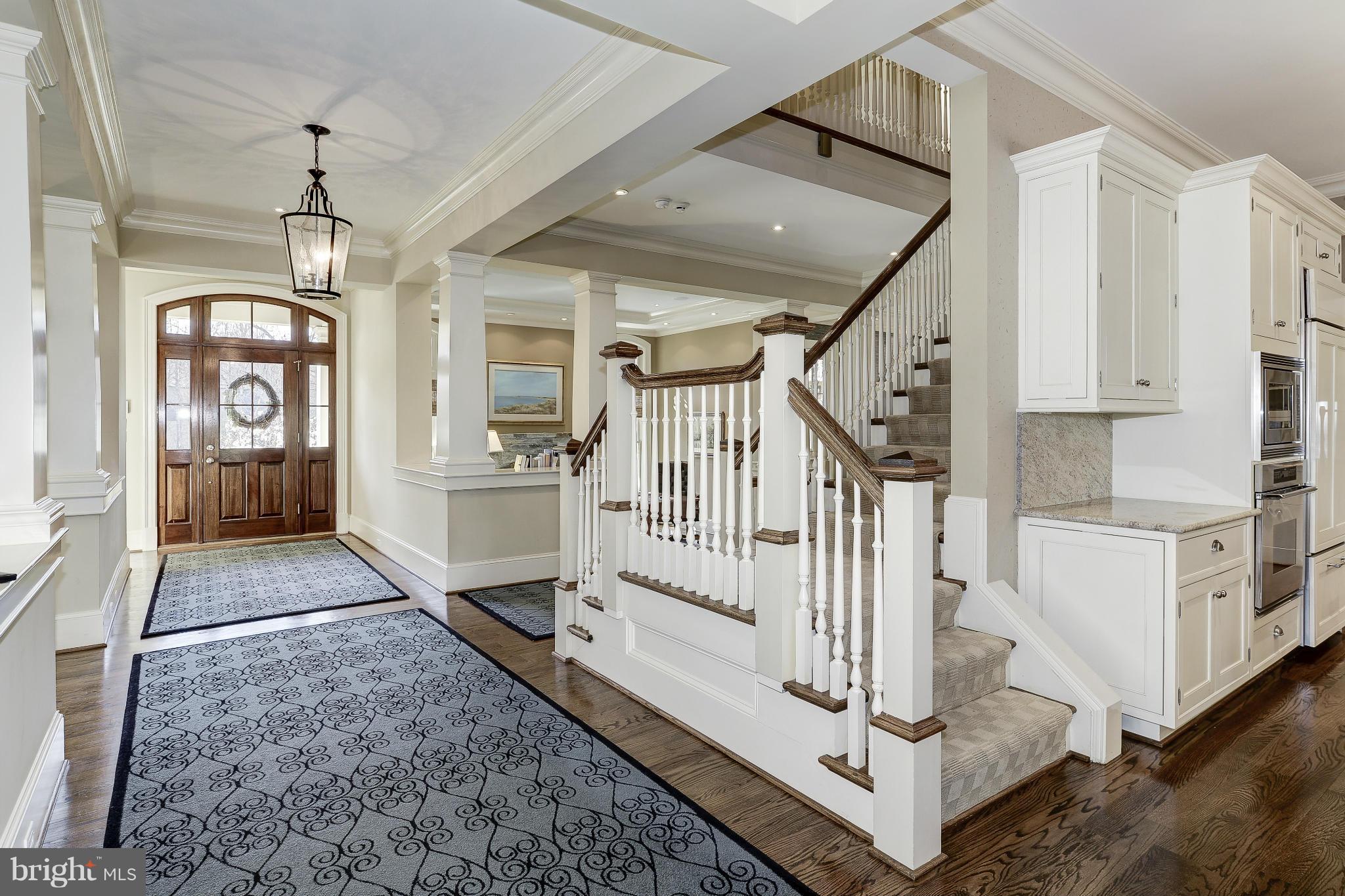 BRADLEY HILLS GROVE - Residential