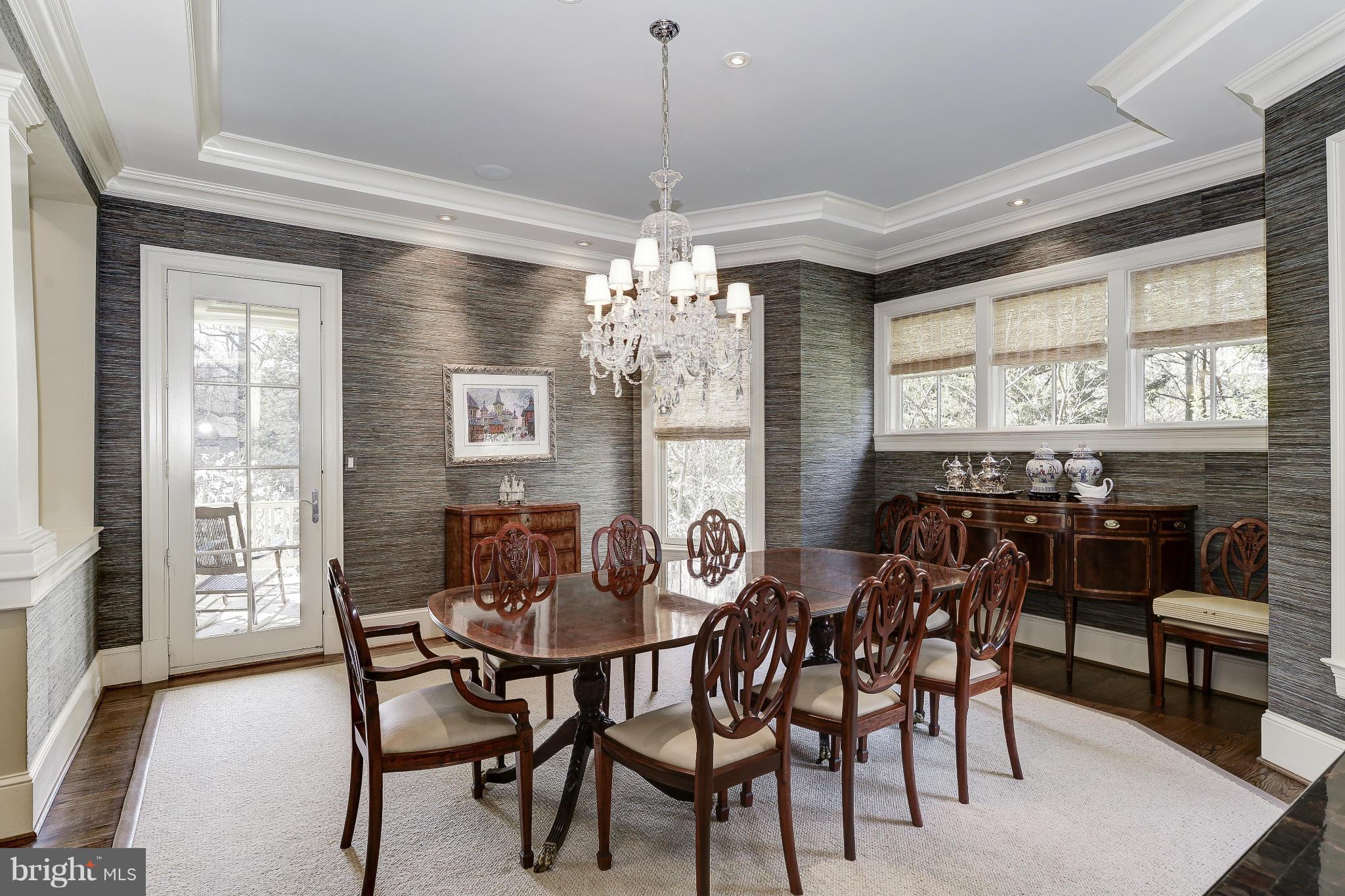 BRADLEY HILLS GROVE - Residential