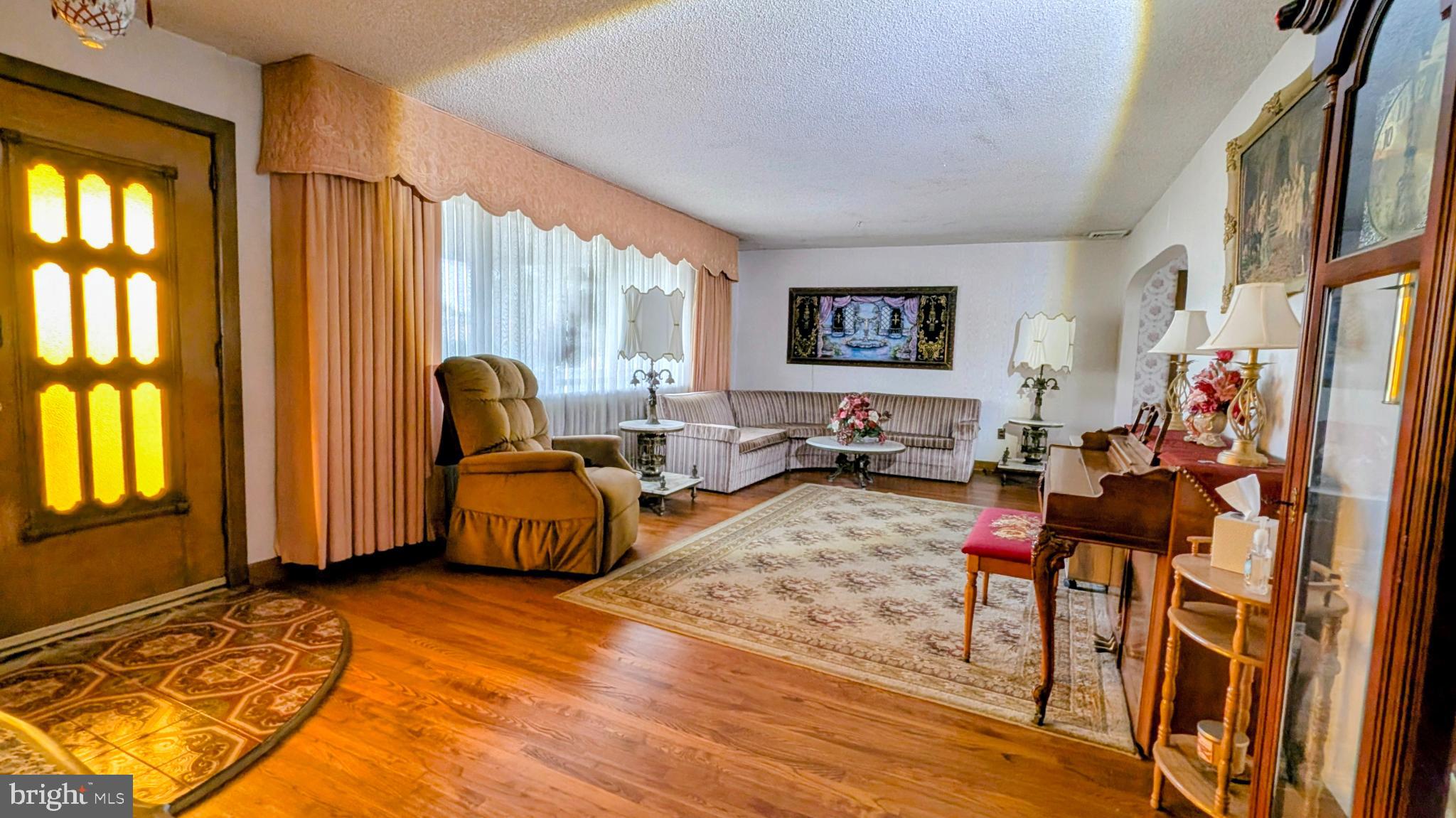 WOODLYN - Residential