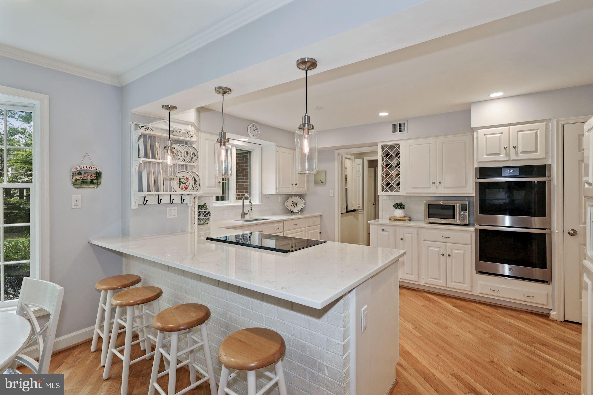 RIVER FALLS - Residential