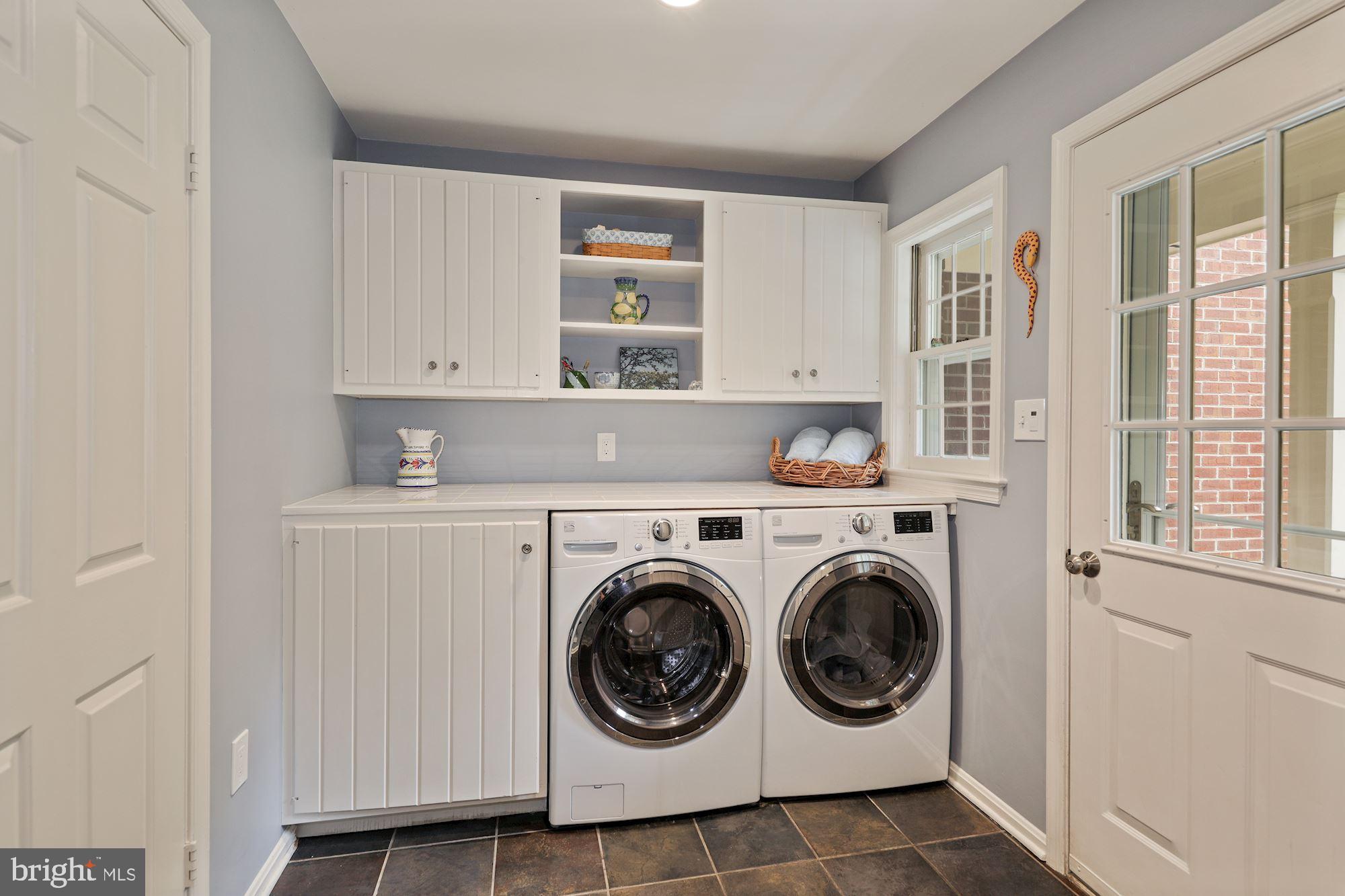 RIVER FALLS - Residential