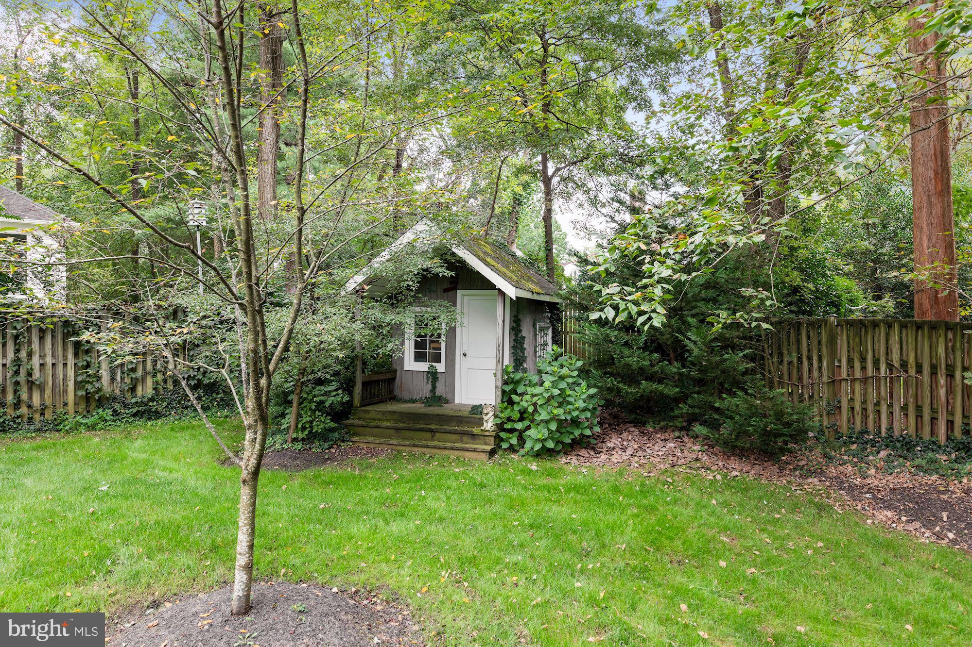 RIVER FALLS - Residential