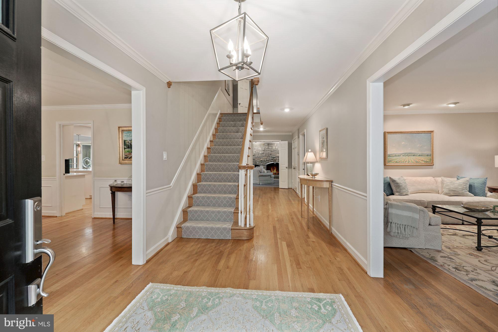 RIVER FALLS - Residential