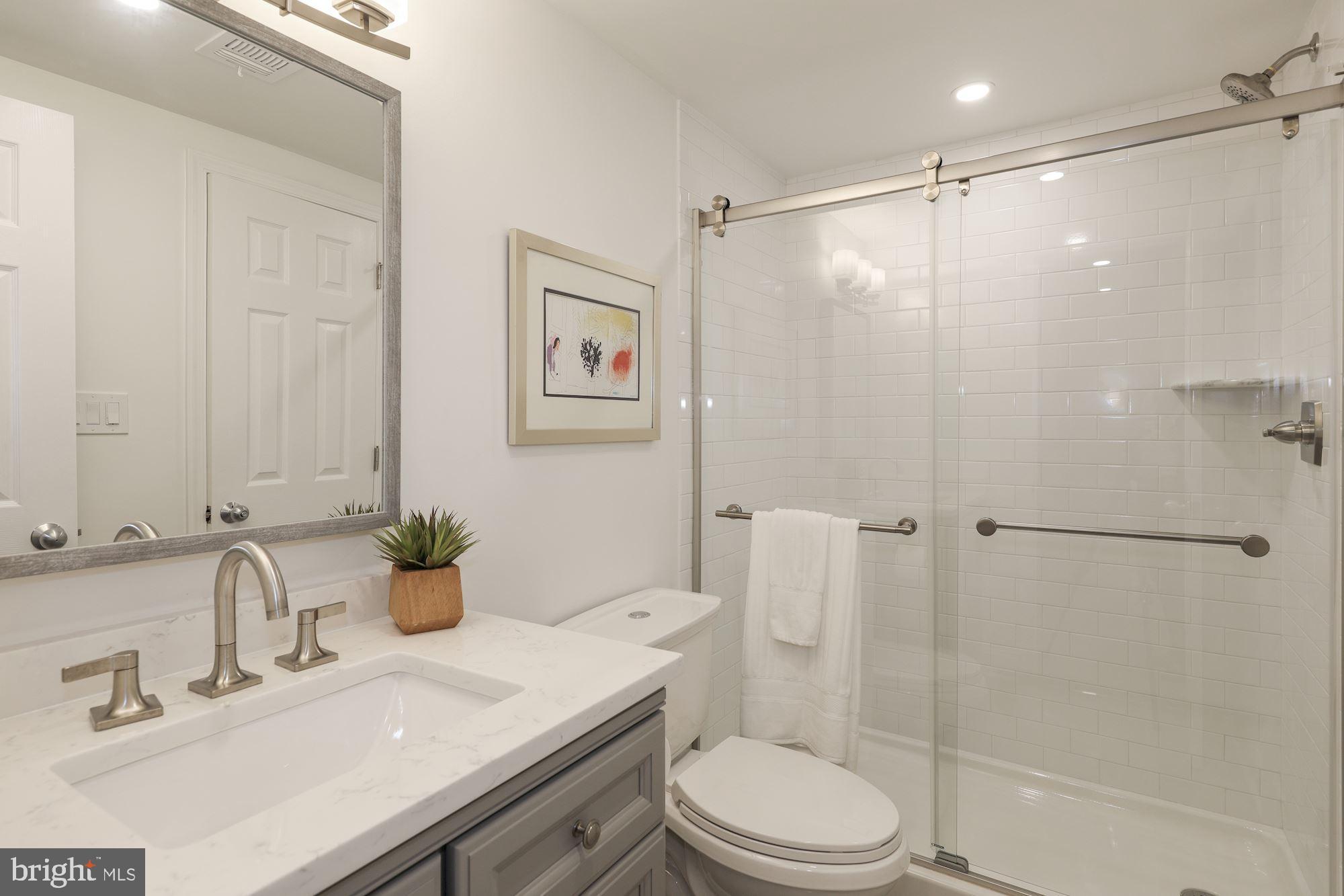 RIVER FALLS - Residential