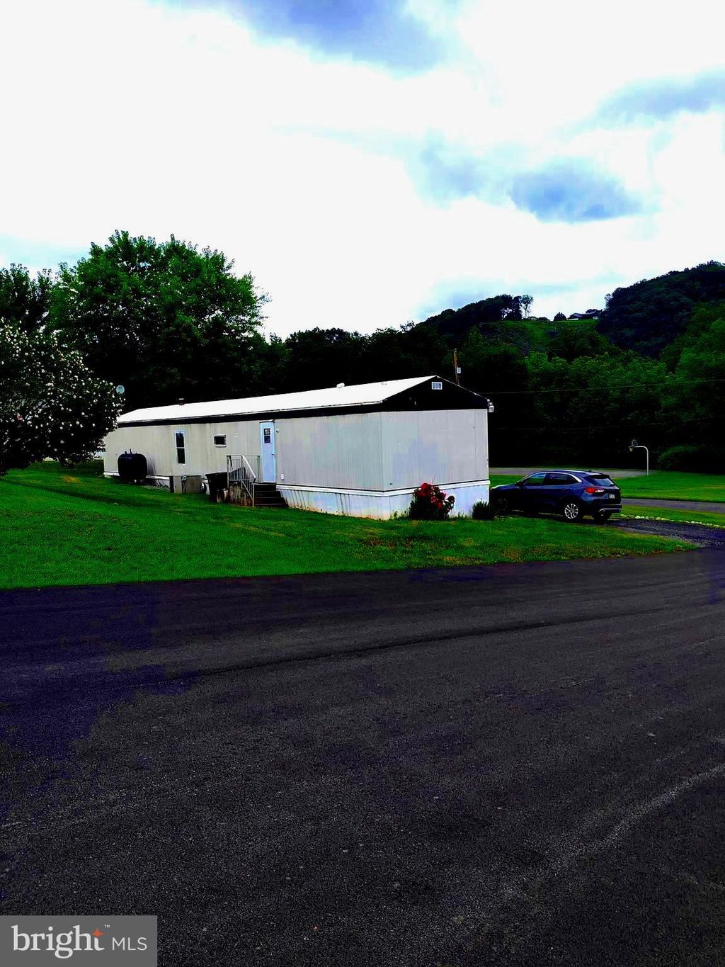 Photo of 1021 Aspen Street, LAURYS STATION, PA 18059 (MLS # PALH2014146)